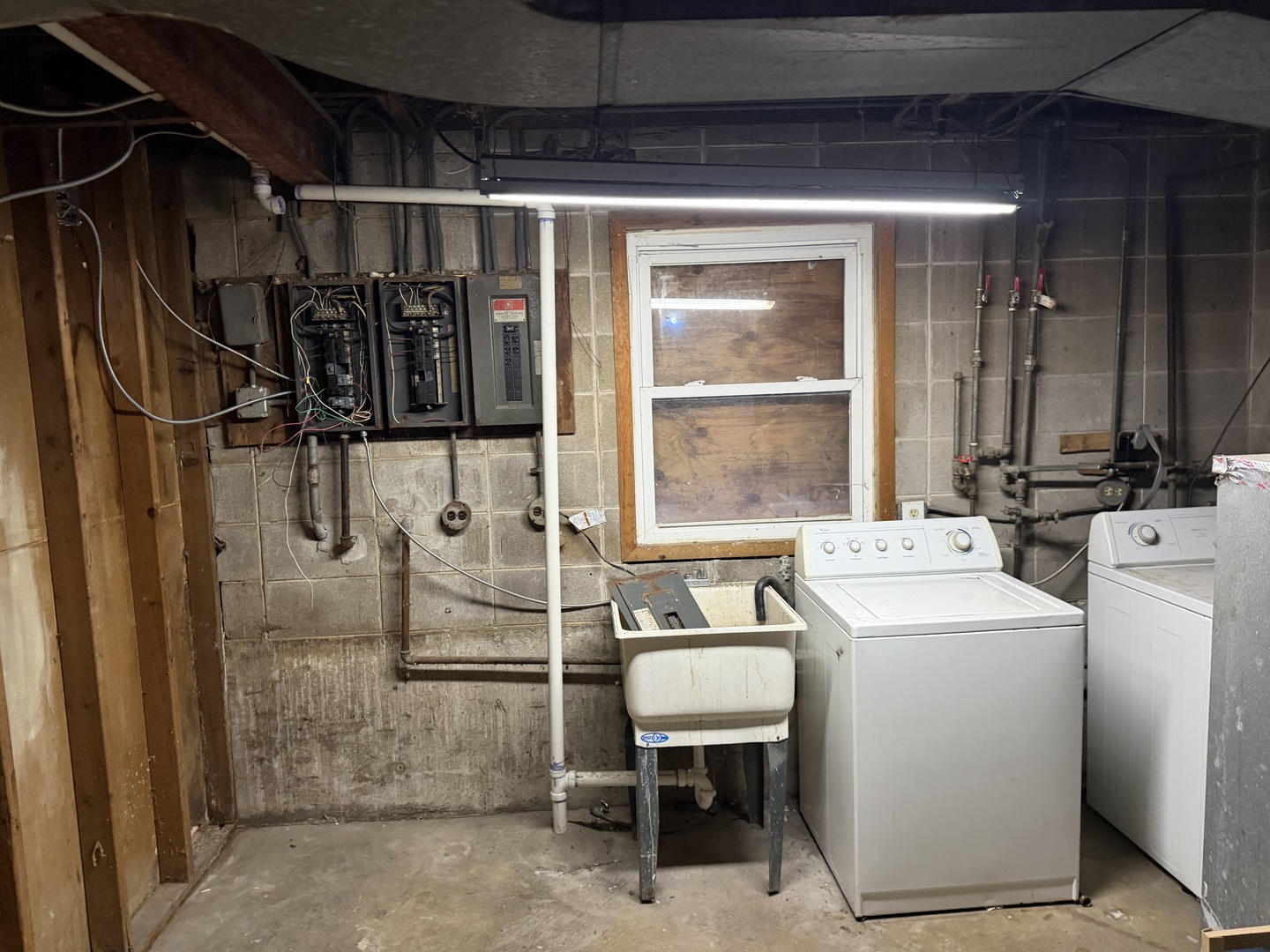 7958 S South Shore Drive, Chicago, IL 60617