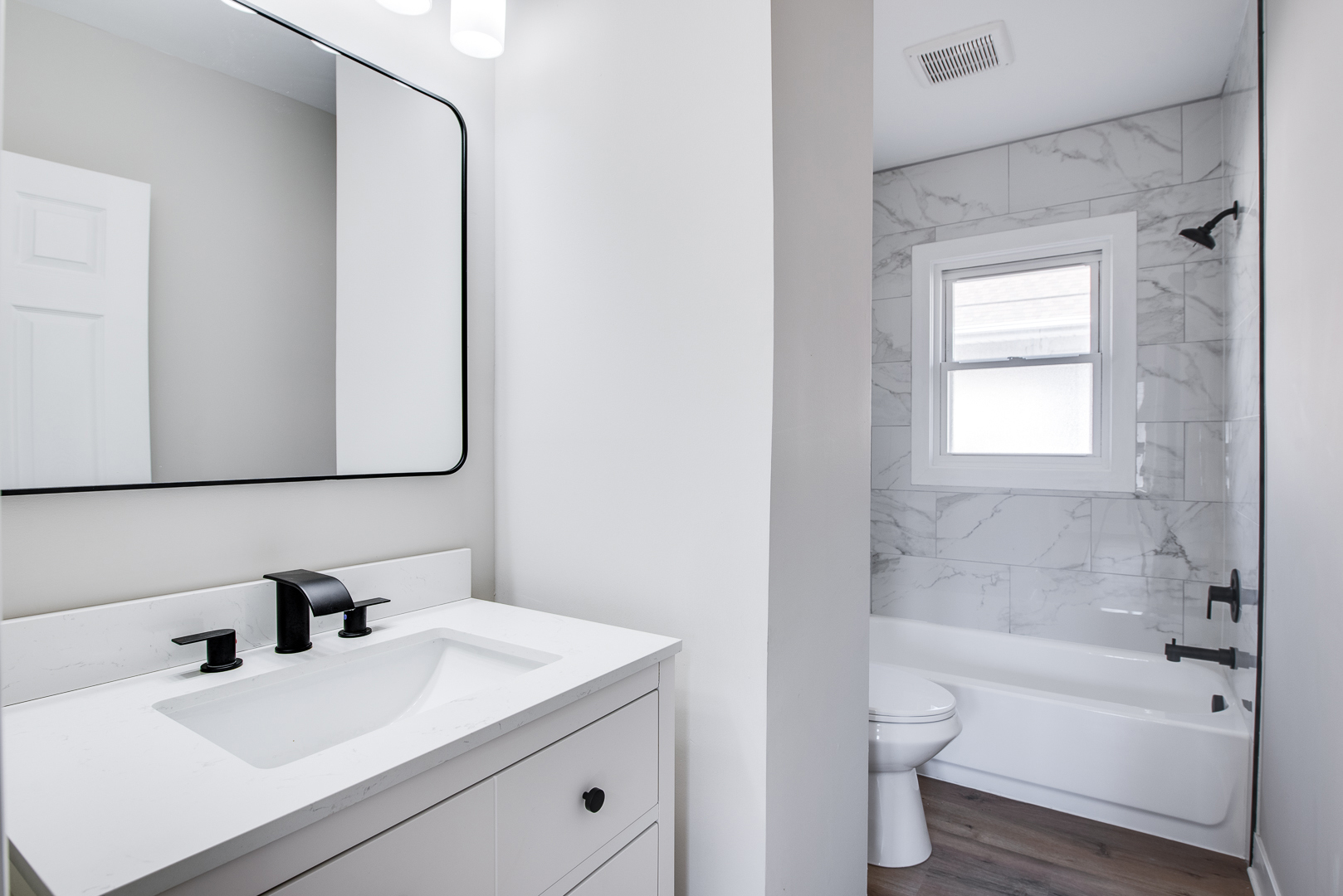 1520 N Prairie Avenue, Joliet, IL 60435