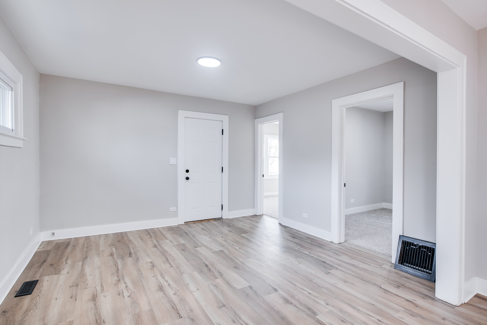 1520 N Prairie Avenue, Joliet, IL 60435