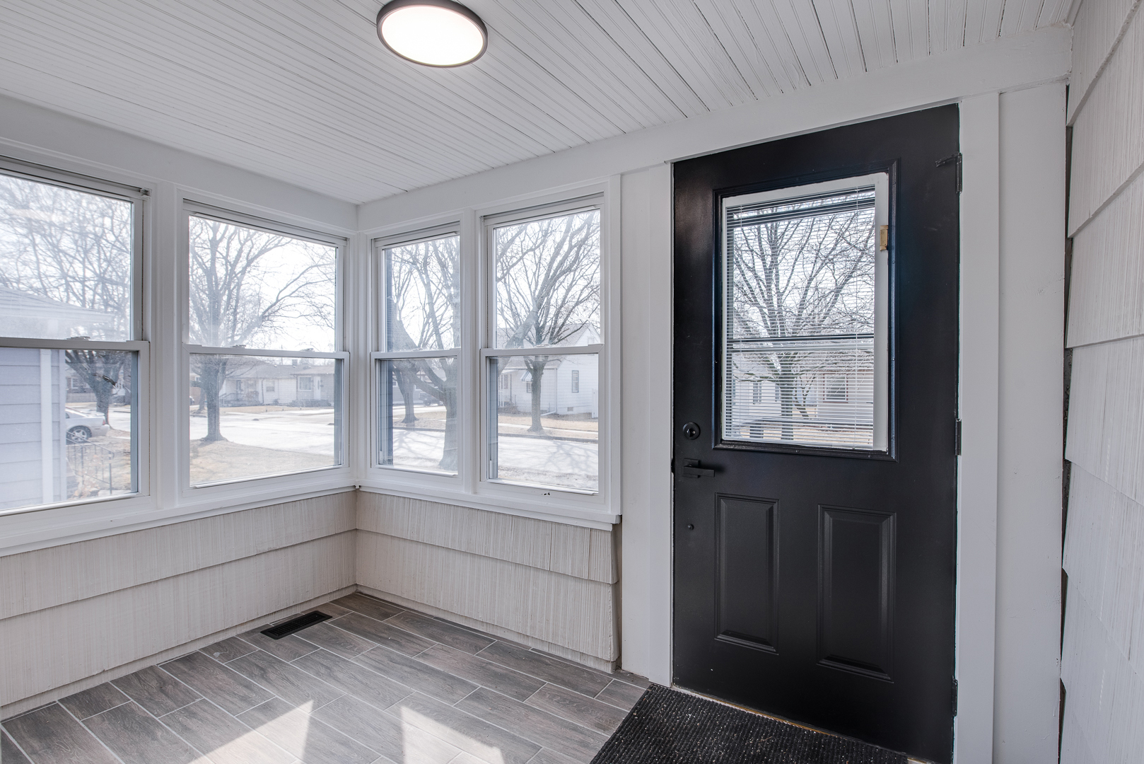 1520 N Prairie Avenue, Joliet, IL 60435