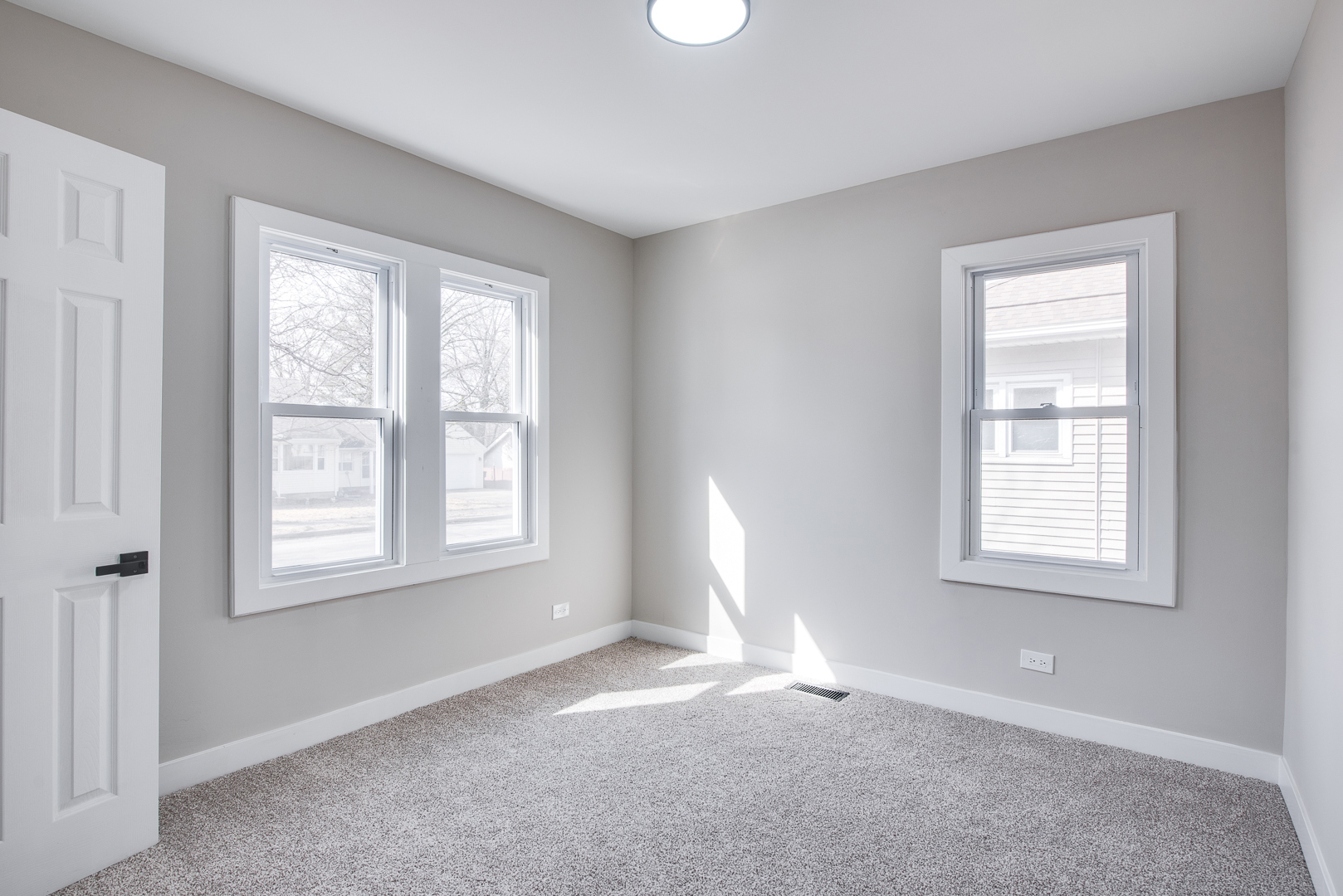 1520 N Prairie Avenue, Joliet, IL 60435