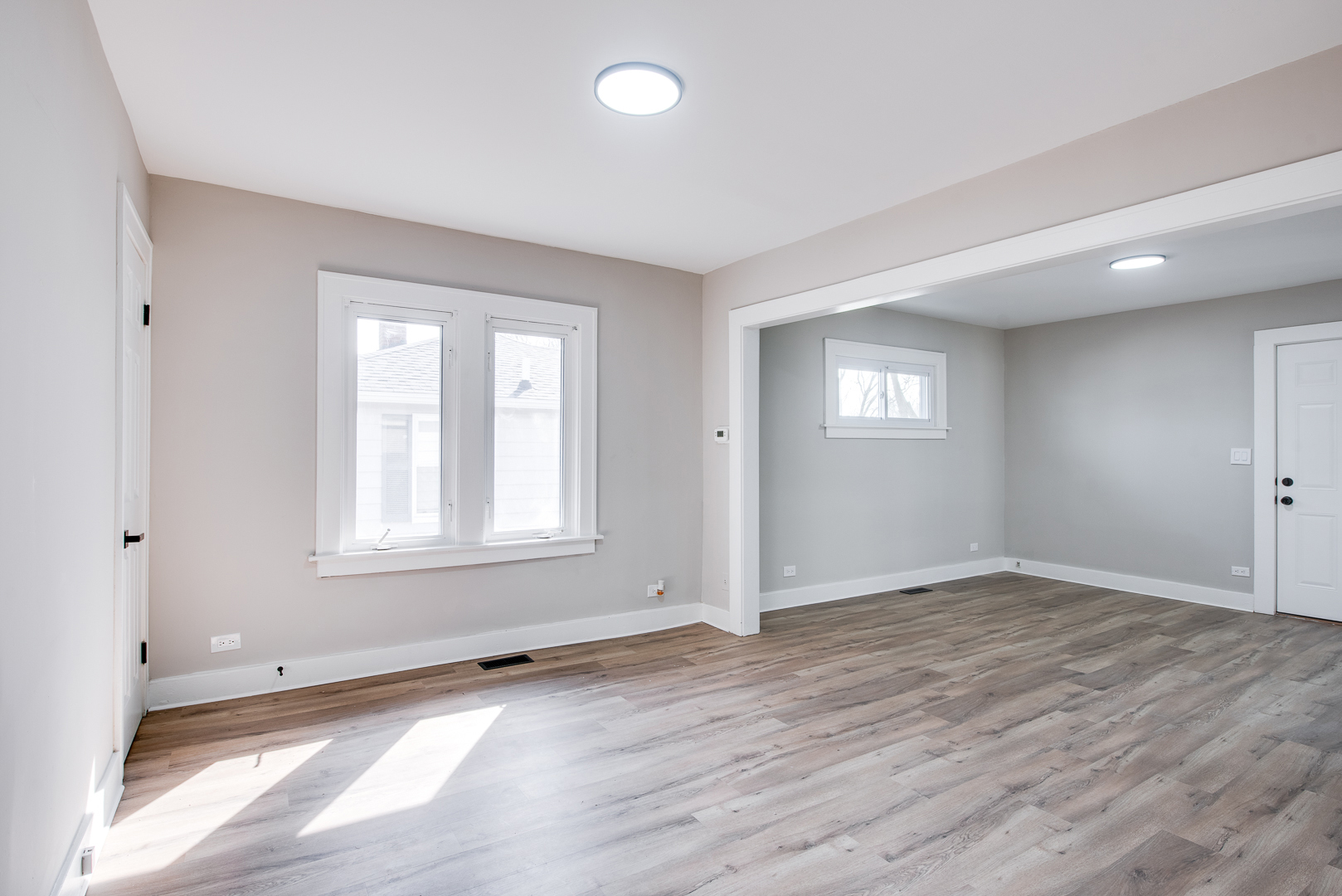 1520 N Prairie Avenue, Joliet, IL 60435