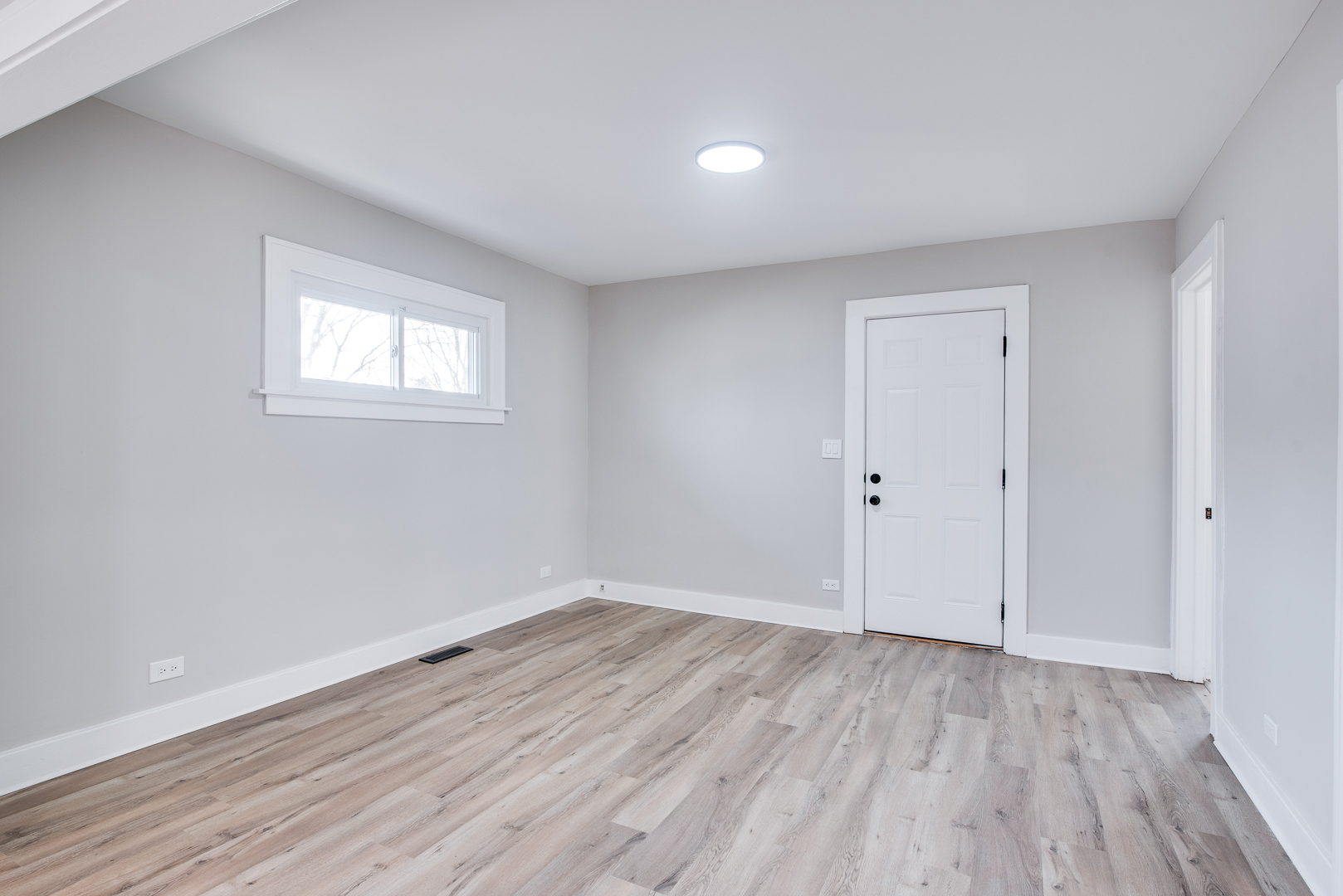 1520 N Prairie Avenue, Joliet, IL 60435