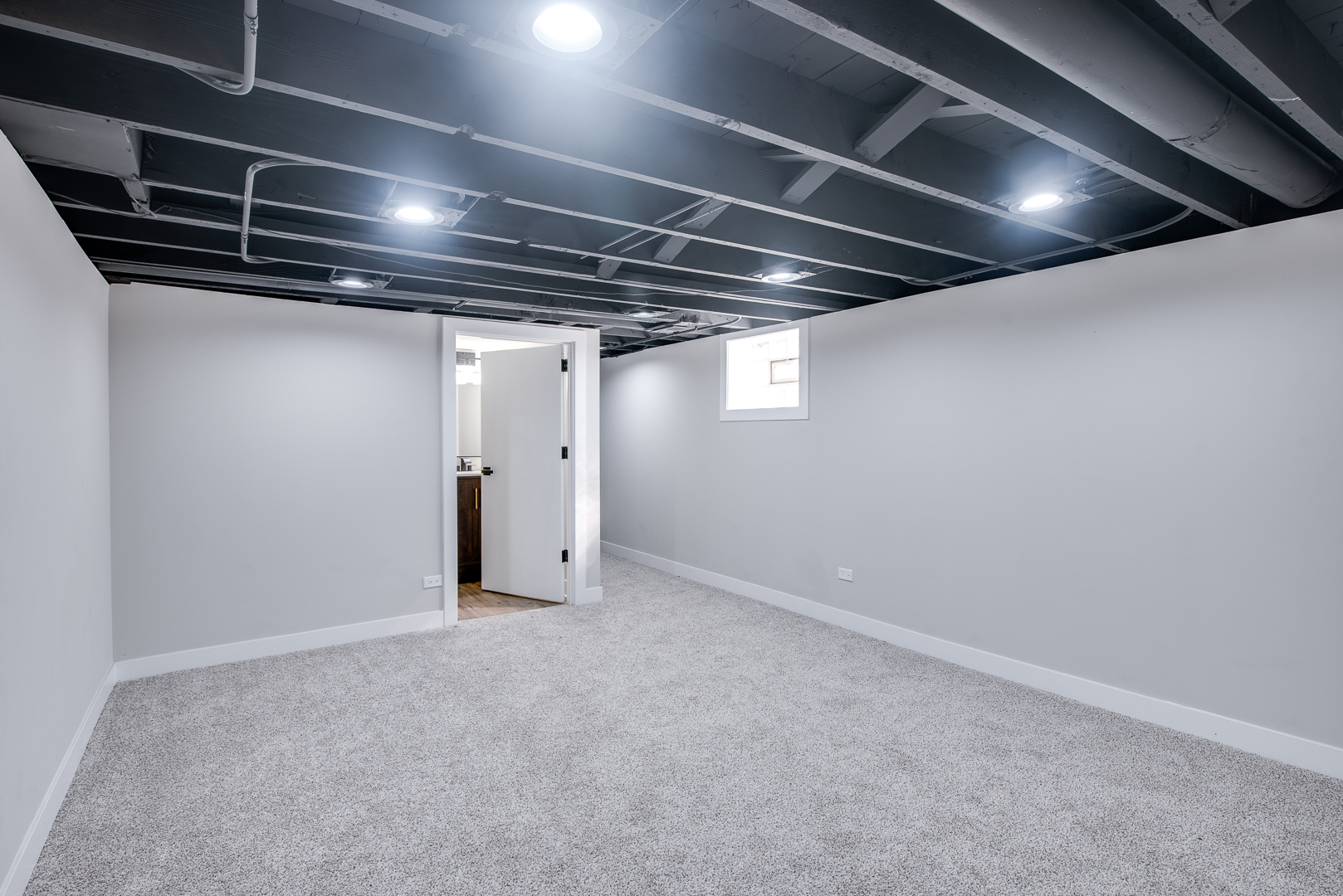 1520 N Prairie Avenue, Joliet, IL 60435