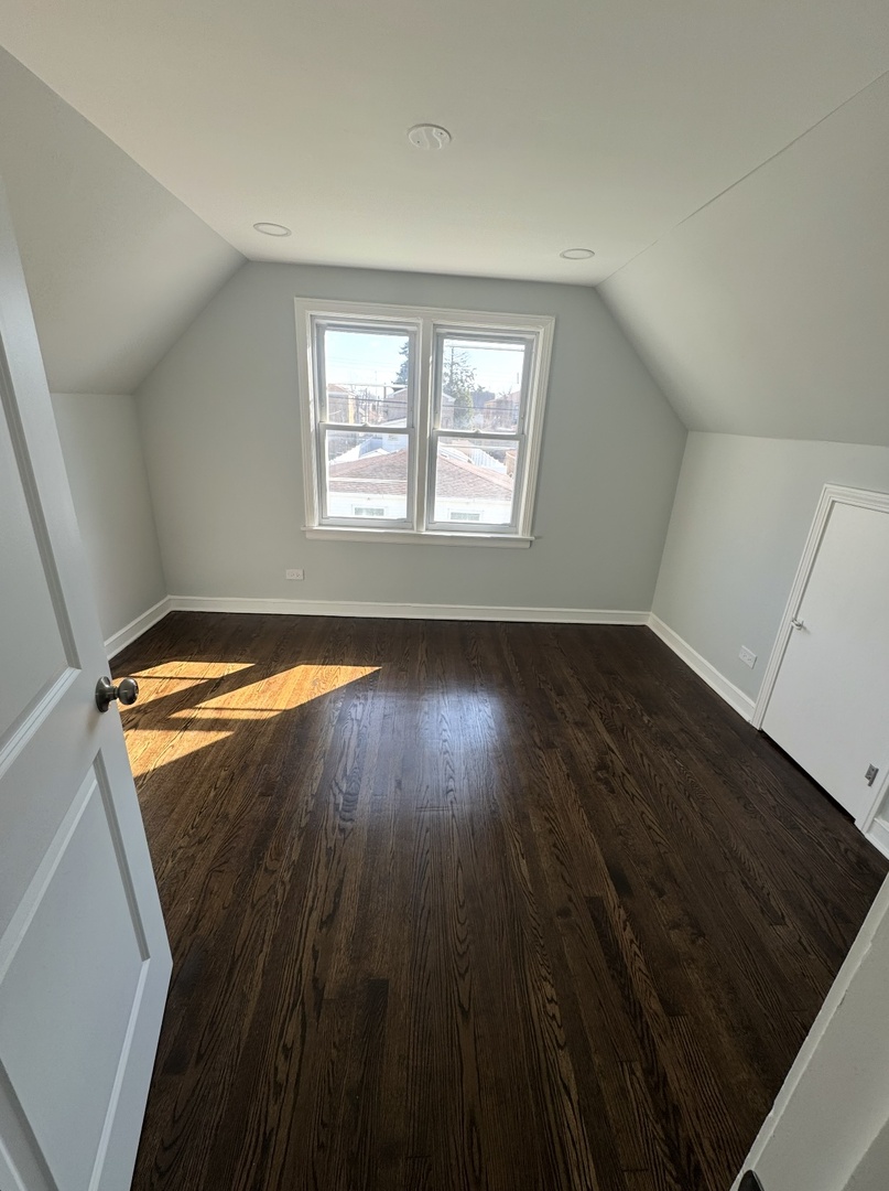 8051 S Yale Avenue, Chicago, IL 60620