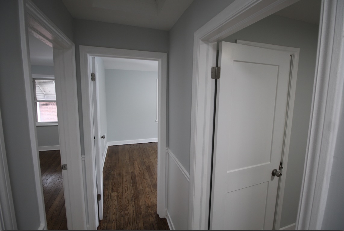 8051 S Yale Avenue, Chicago, IL 60620