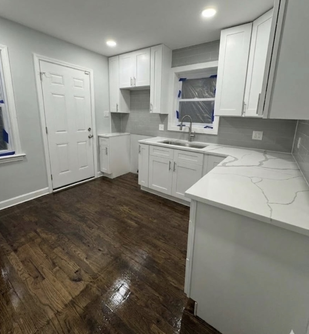 8051 S Yale Avenue, Chicago, IL 60620