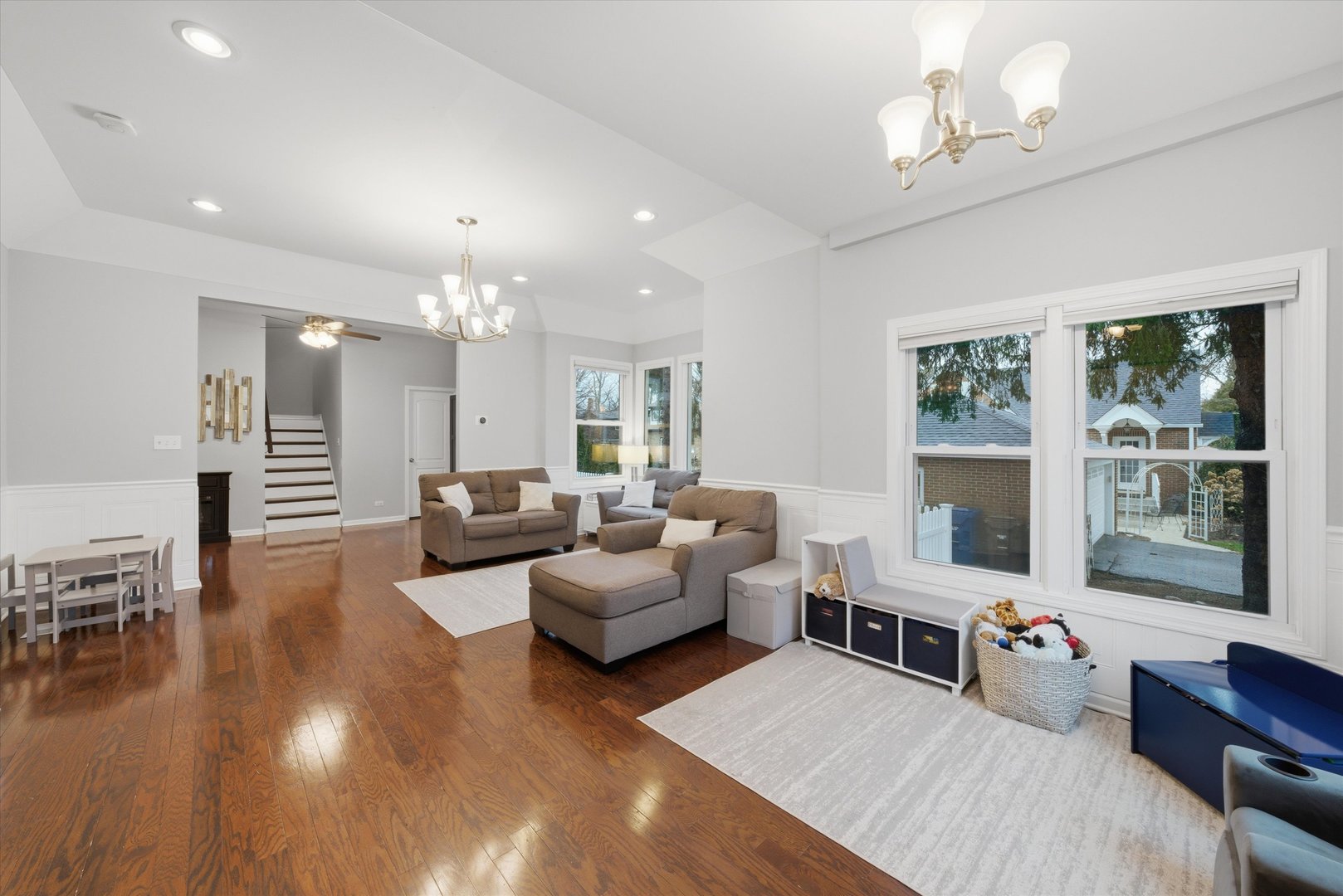 239 Oregon Street, Frankfort, IL 60423