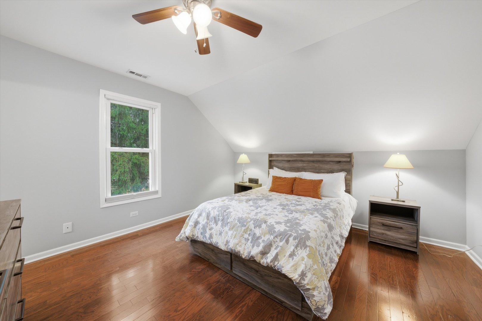 239 Oregon Street, Frankfort, IL 60423