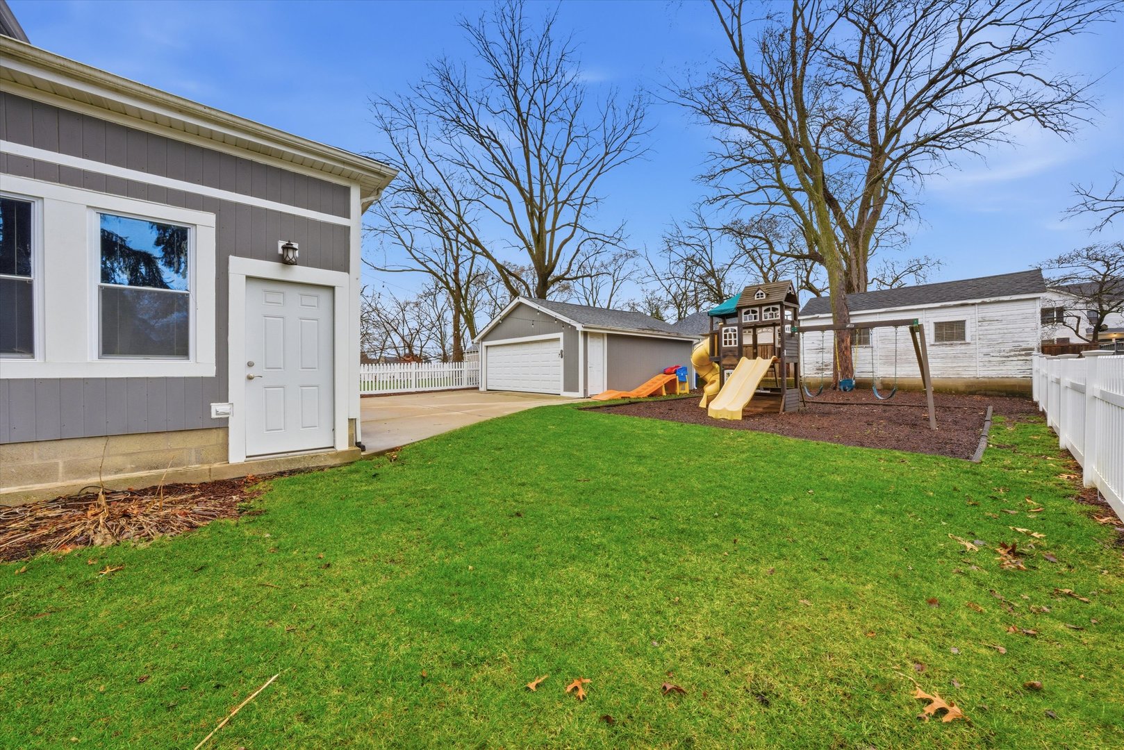 239 Oregon Street, Frankfort, IL 60423