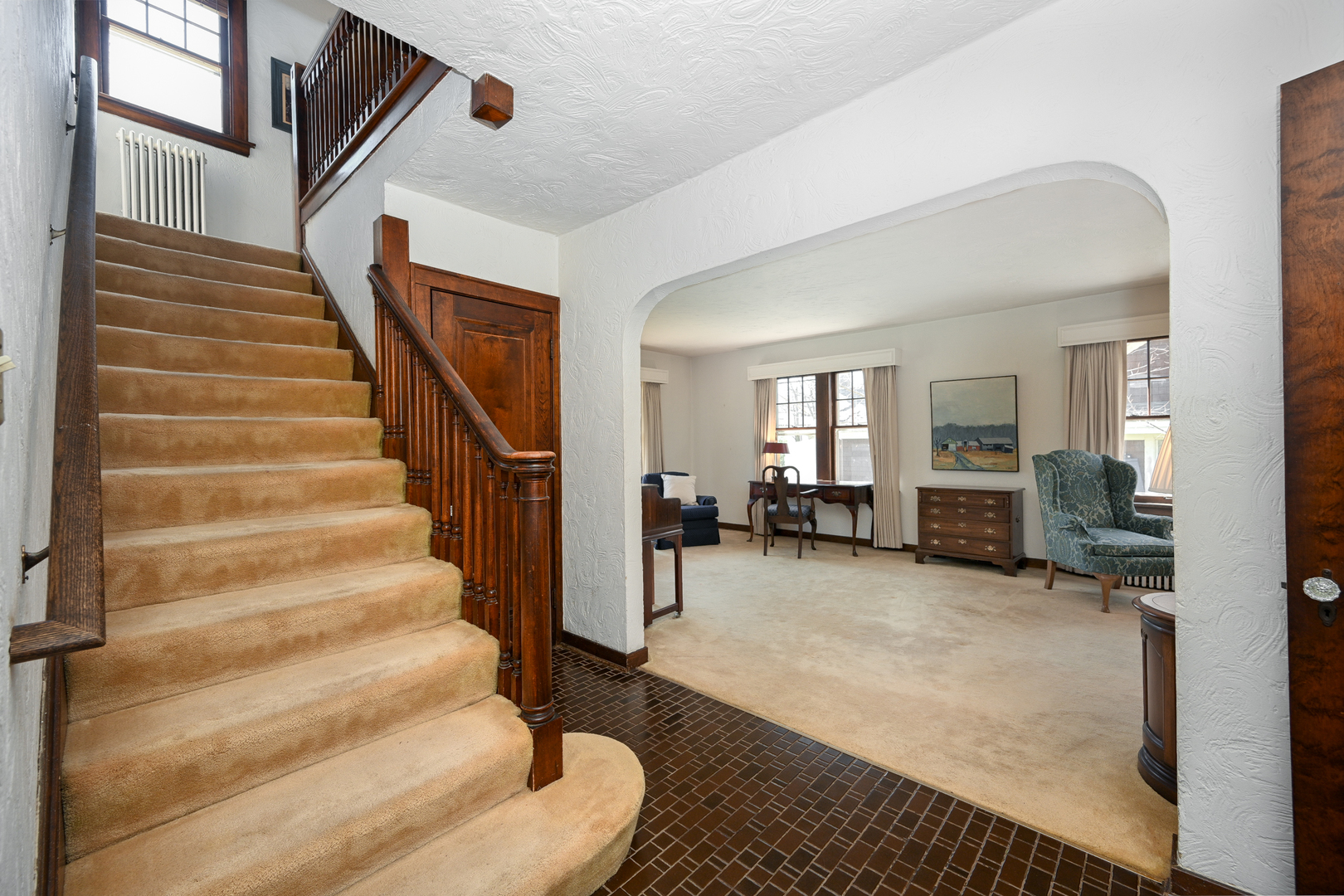 1243 Hawthorne Lane, Downers Grove, IL 60515