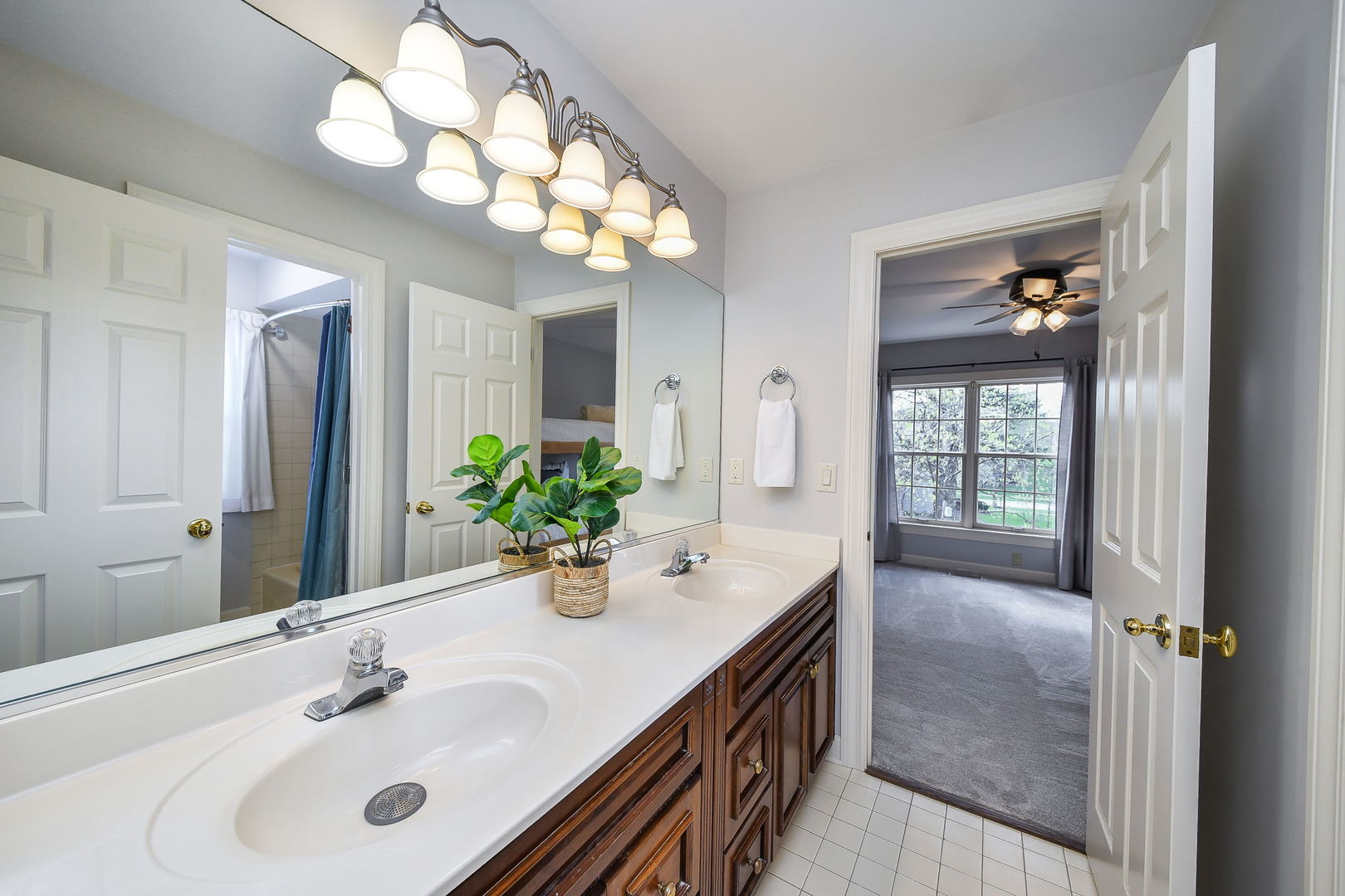 0N030 N Mill Creek Drive, Geneva, IL 60134