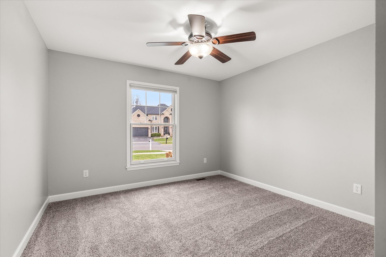 1262 Deerpath Drive, Yorkville, IL 60560