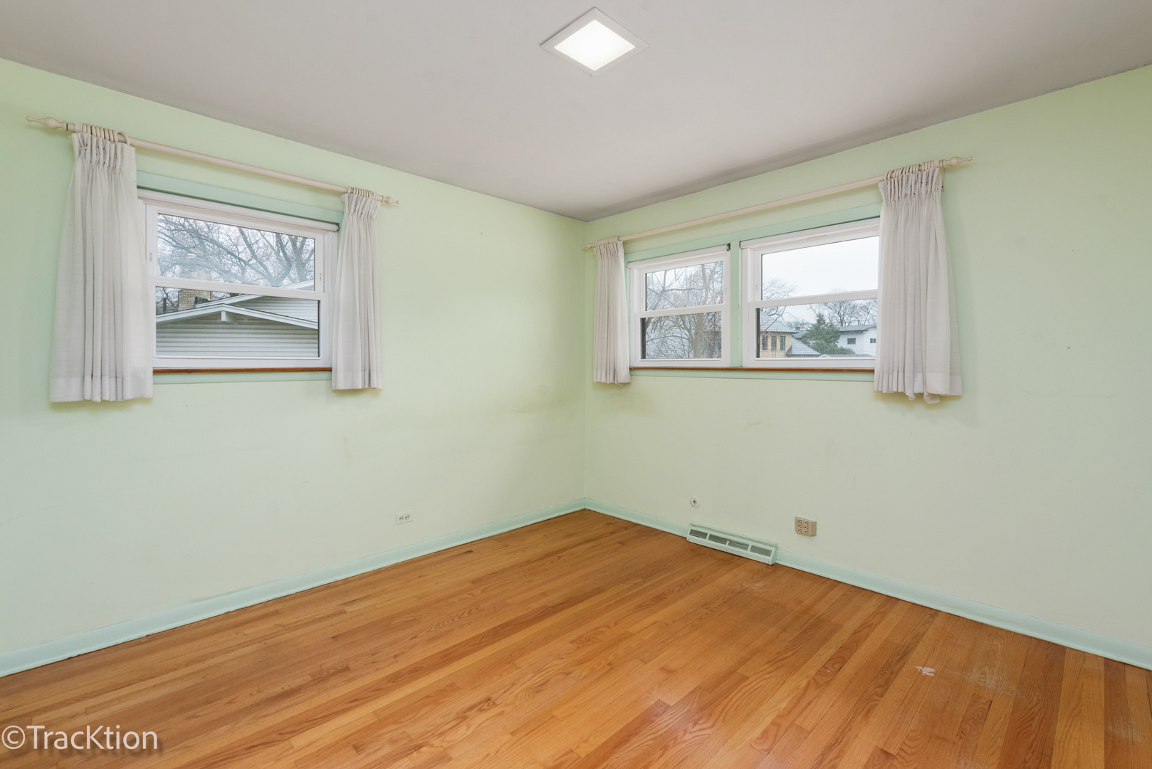 246 Vista Court, Wilmette, IL 60091