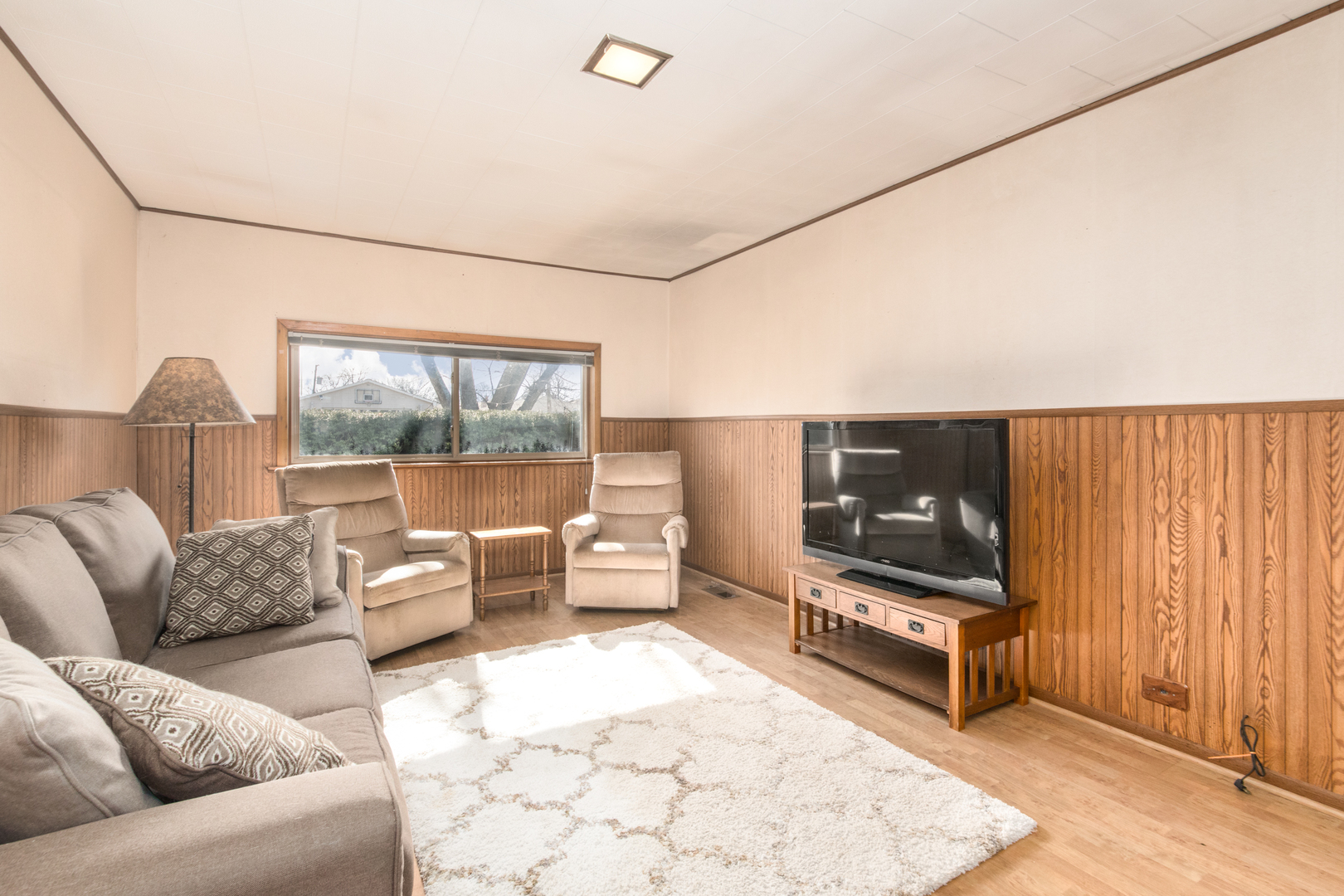 170 Westmere Road, Des Plaines, IL 60016