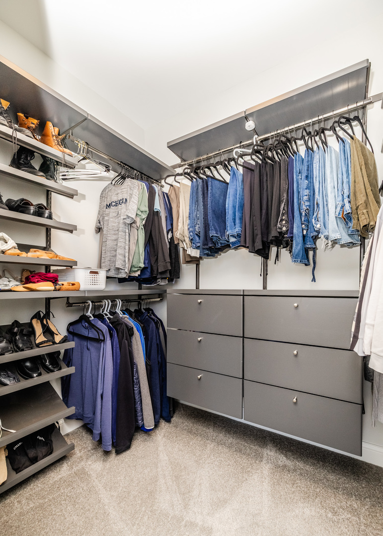 2701 Noyes Street, Evanston, IL 60201