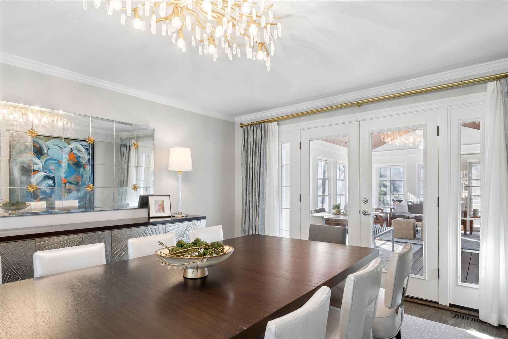 606 W Franklin Street, Wheaton, IL 60187