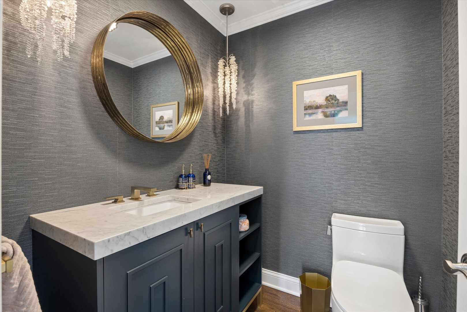 606 W Franklin Street, Wheaton, IL 60187