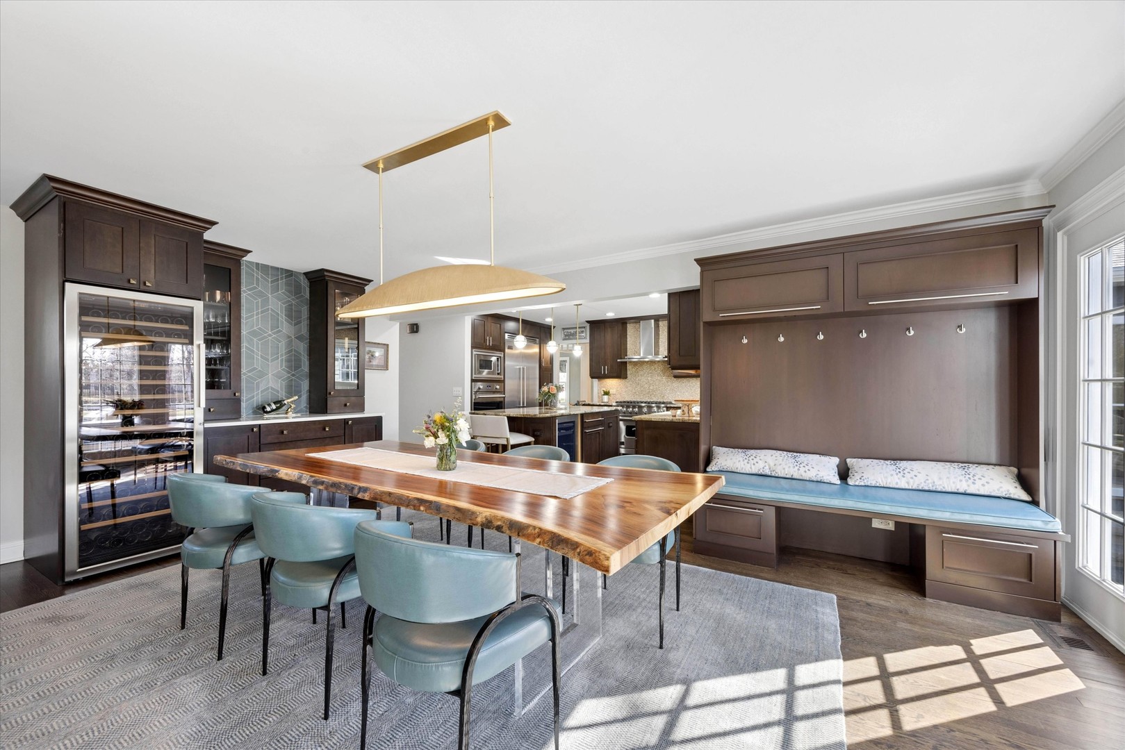 606 W Franklin Street, Wheaton, IL 60187