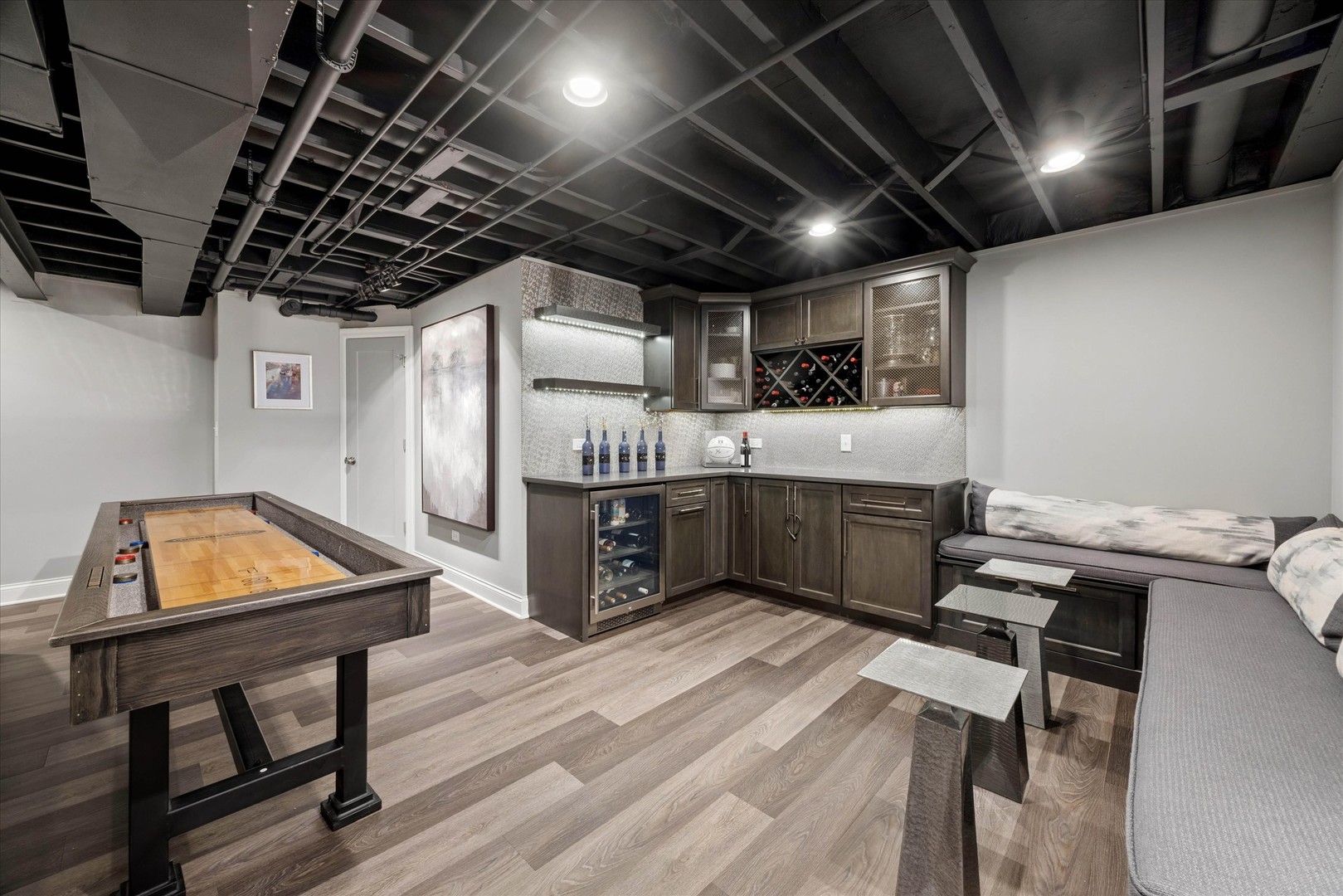 606 W Franklin Street, Wheaton, IL 60187