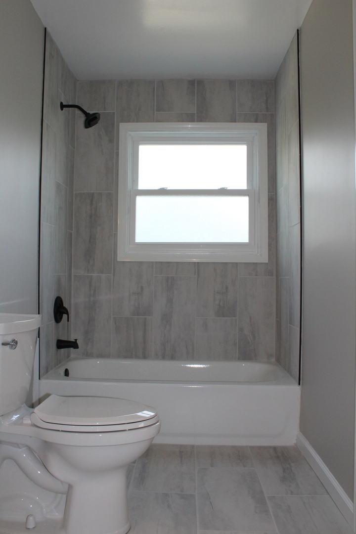 2210 220th Street, Sauk Village, IL 60411