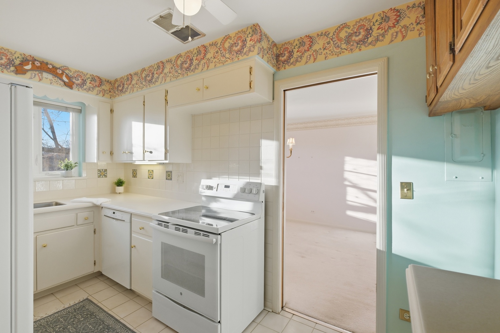 2201 Central Street #3N, Evanston, IL 60201