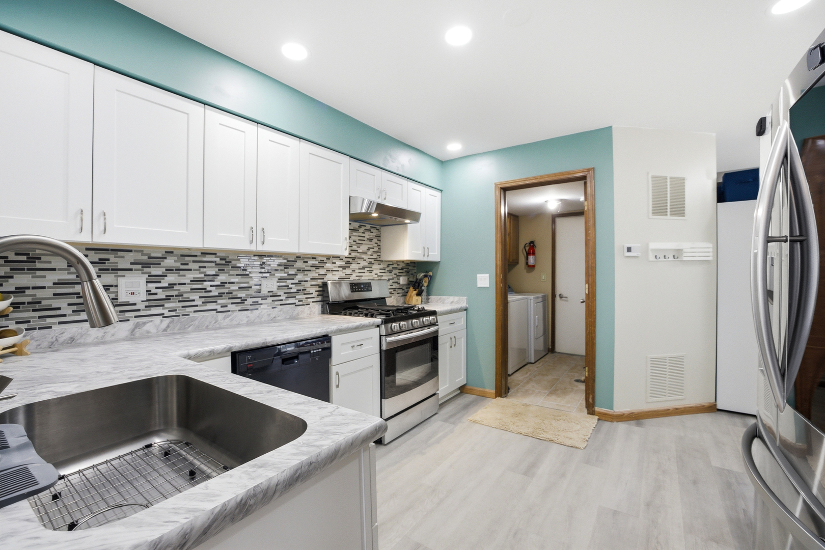 36106 N Springbrook Lane, Gurnee, IL 60031