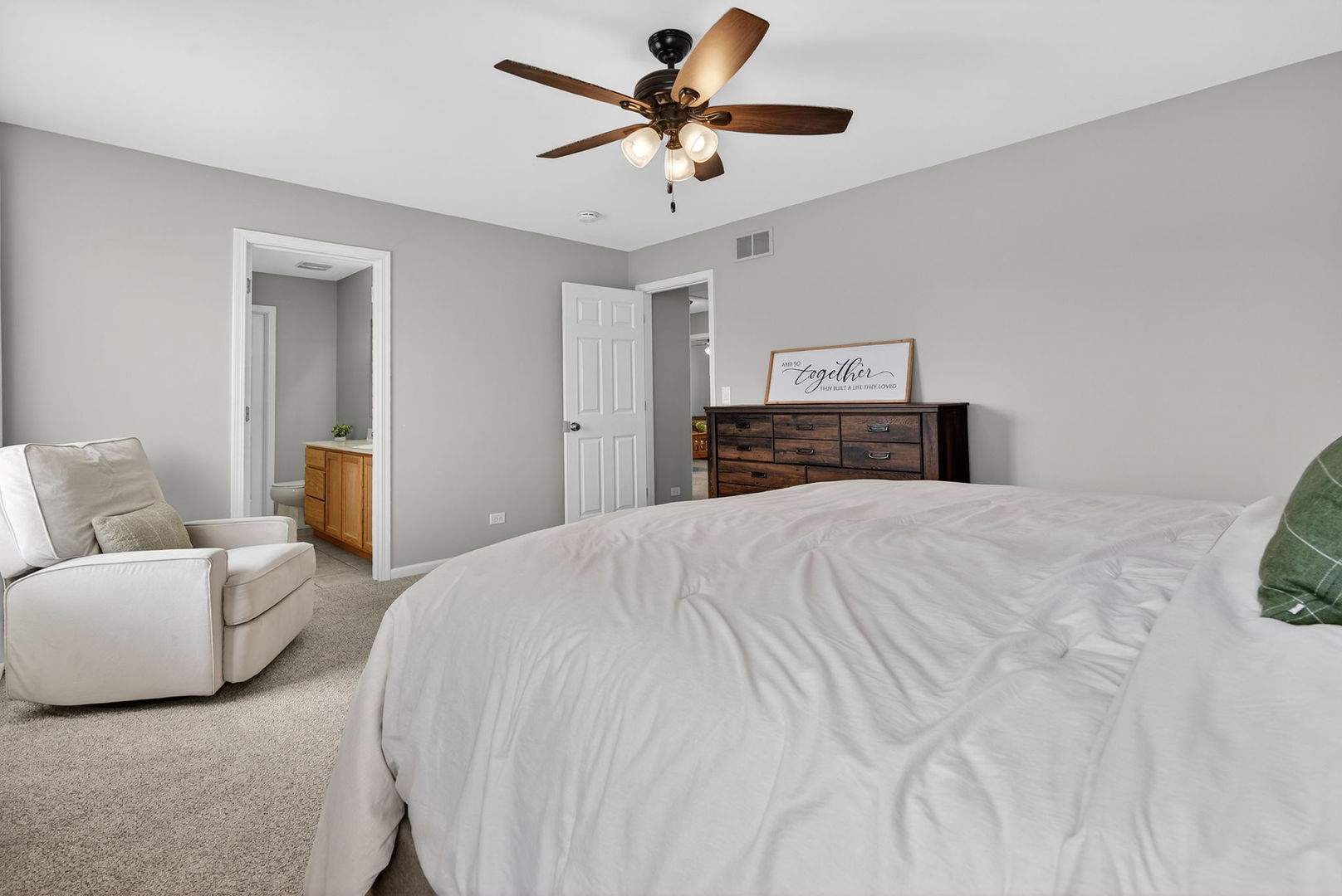 622 Gallant Drive, Minooka, IL 60447