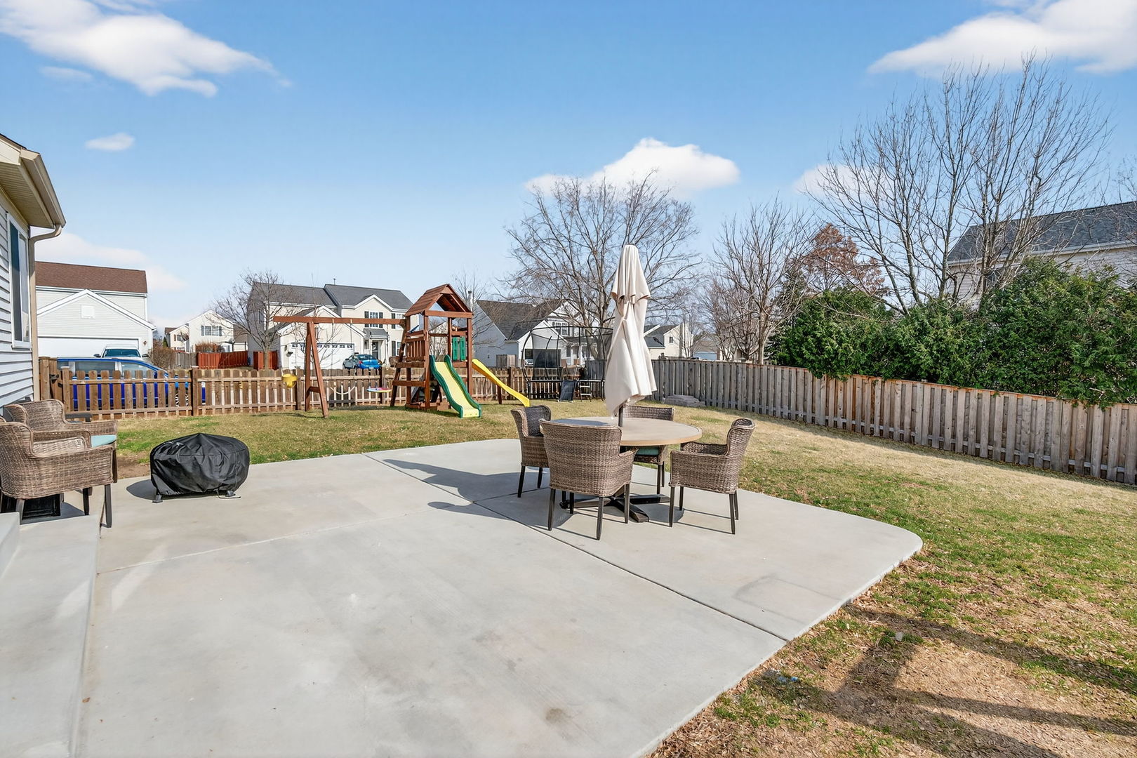 622 Gallant Drive, Minooka, IL 60447