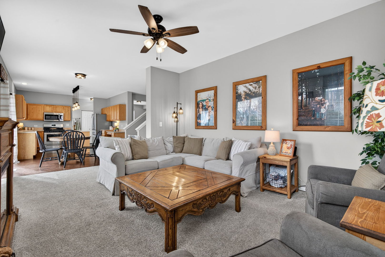 622 Gallant Drive, Minooka, IL 60447