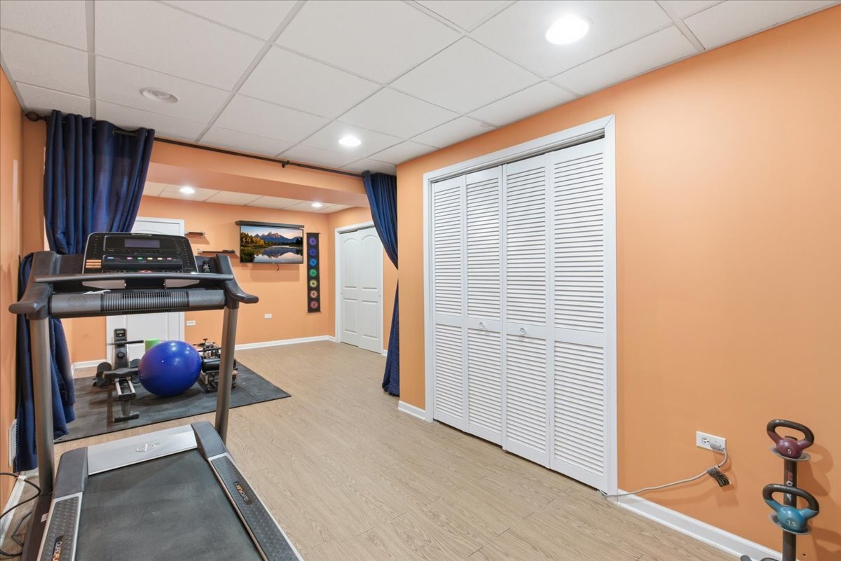 13106 Fox Hill Court, Lemont, IL 60439