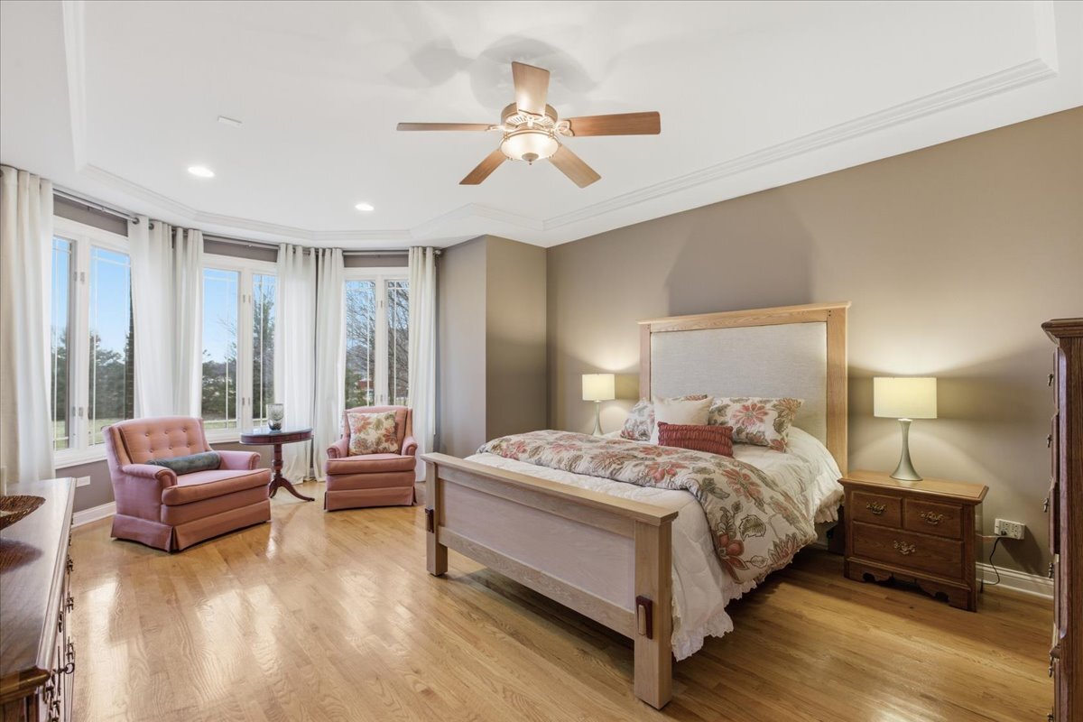 13106 Fox Hill Court, Lemont, IL 60439