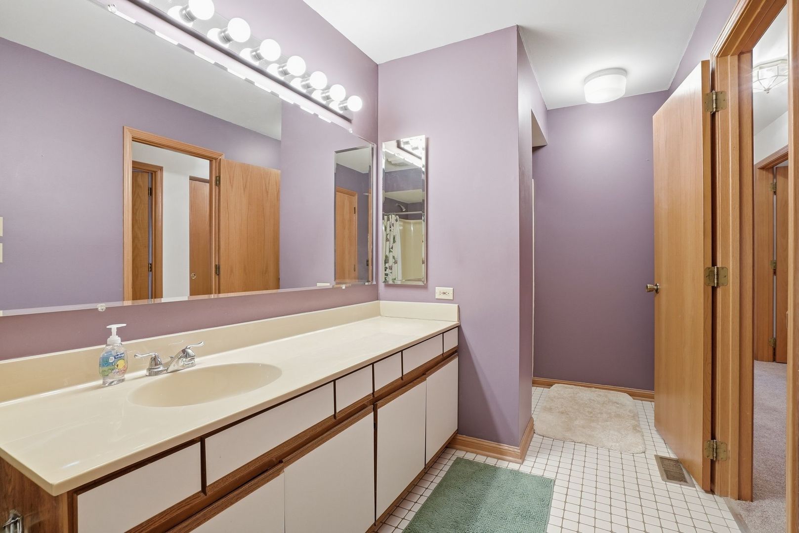 9867 Cambridge Court #B, Mokena, IL 60448