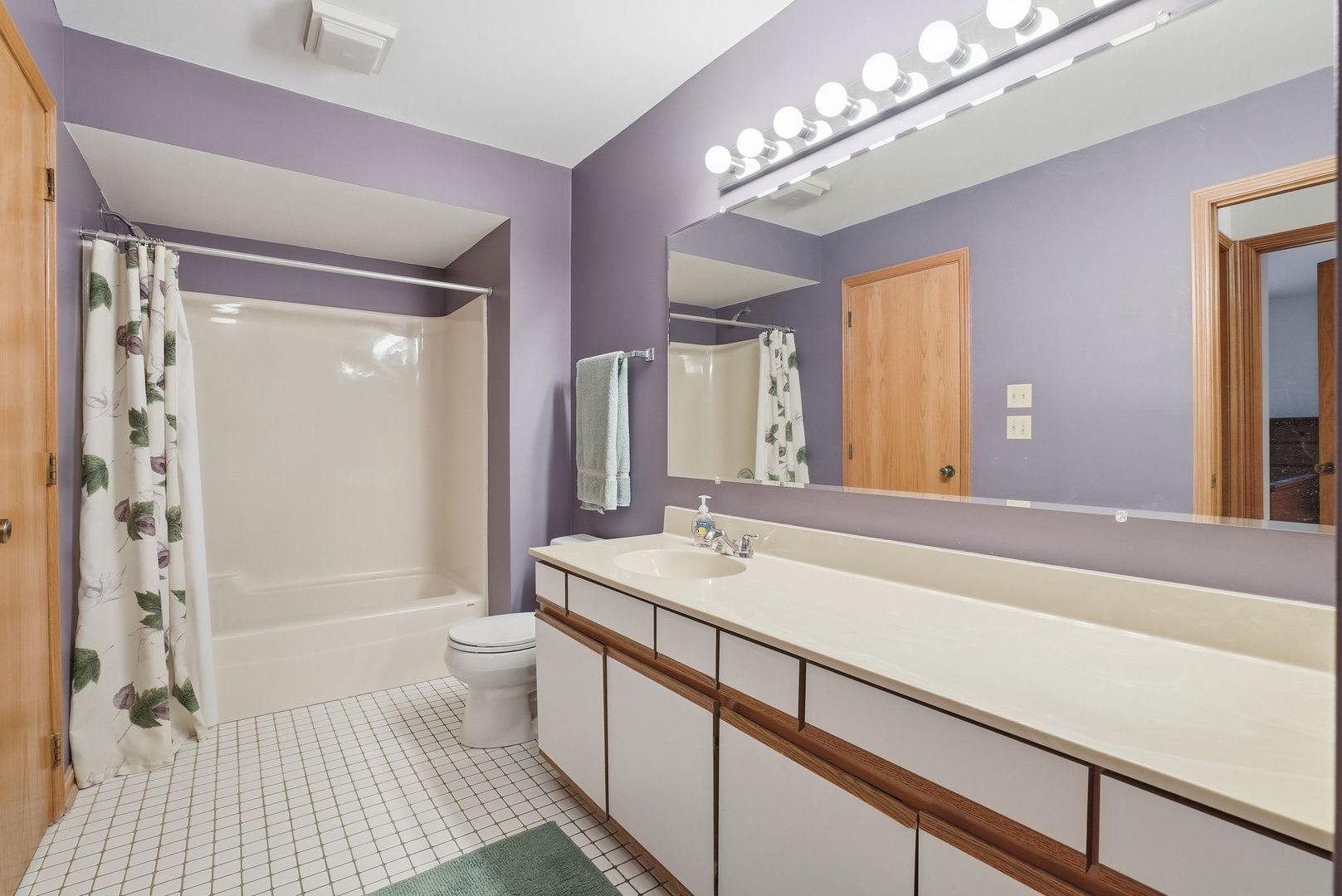 9867 Cambridge Court #B, Mokena, IL 60448