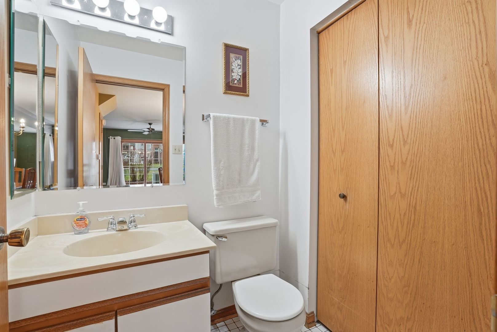 9867 Cambridge Court #B, Mokena, IL 60448