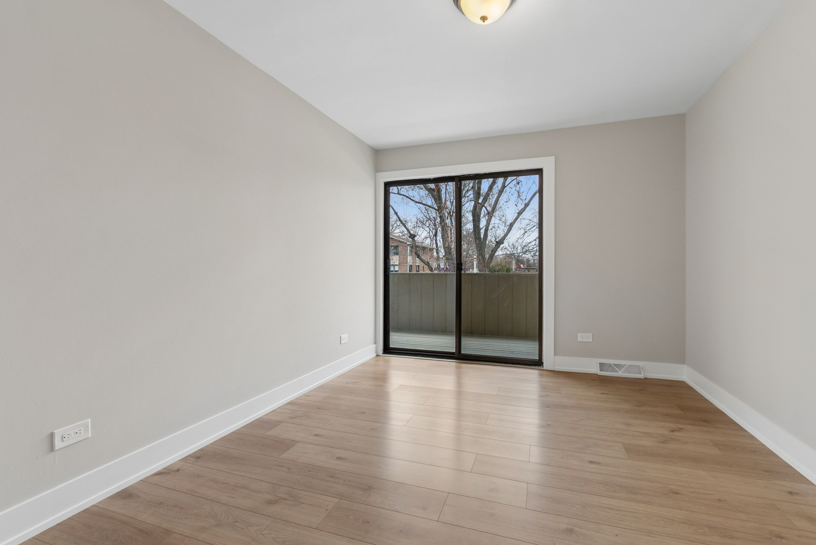 27 Sorrento Drive, Palos Heights, IL 60463