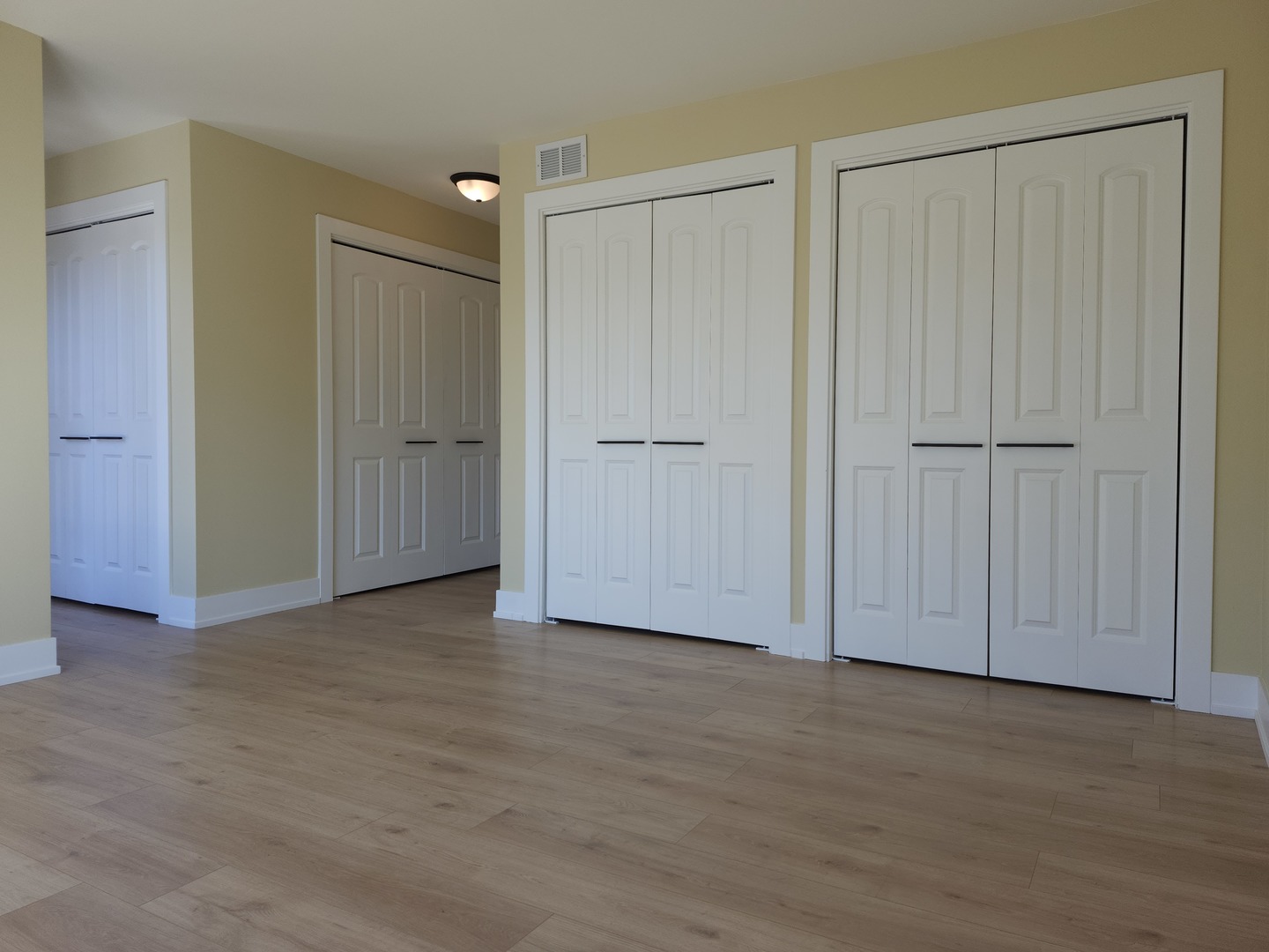 27 Sorrento Drive, Palos Heights, IL 60463