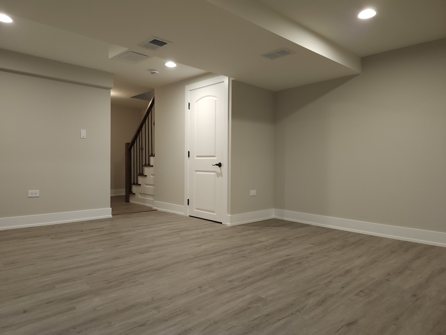 27 Sorrento Drive, Palos Heights, IL 60463