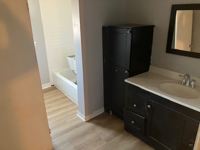 17821 Roy Avenue, Lansing, IL 60438