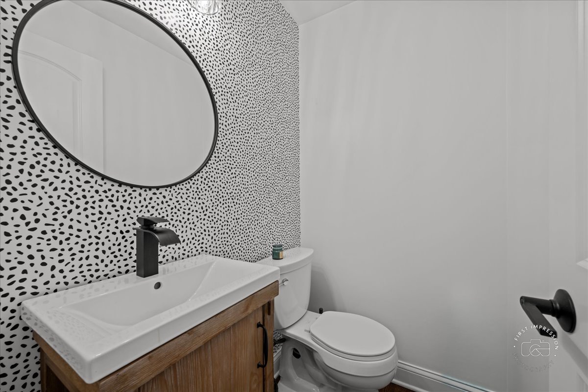 321 Jake Lane, Hampshire, IL 60140