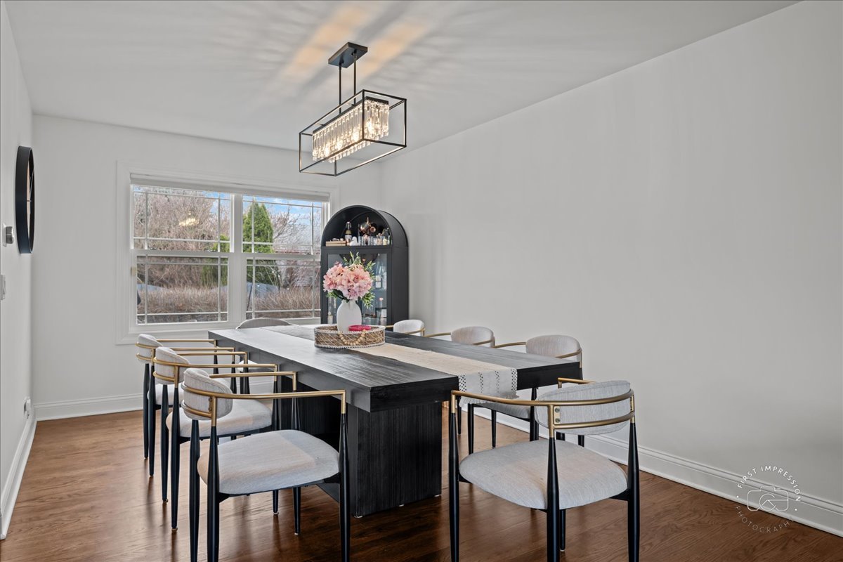 321 Jake Lane, Hampshire, IL 60140