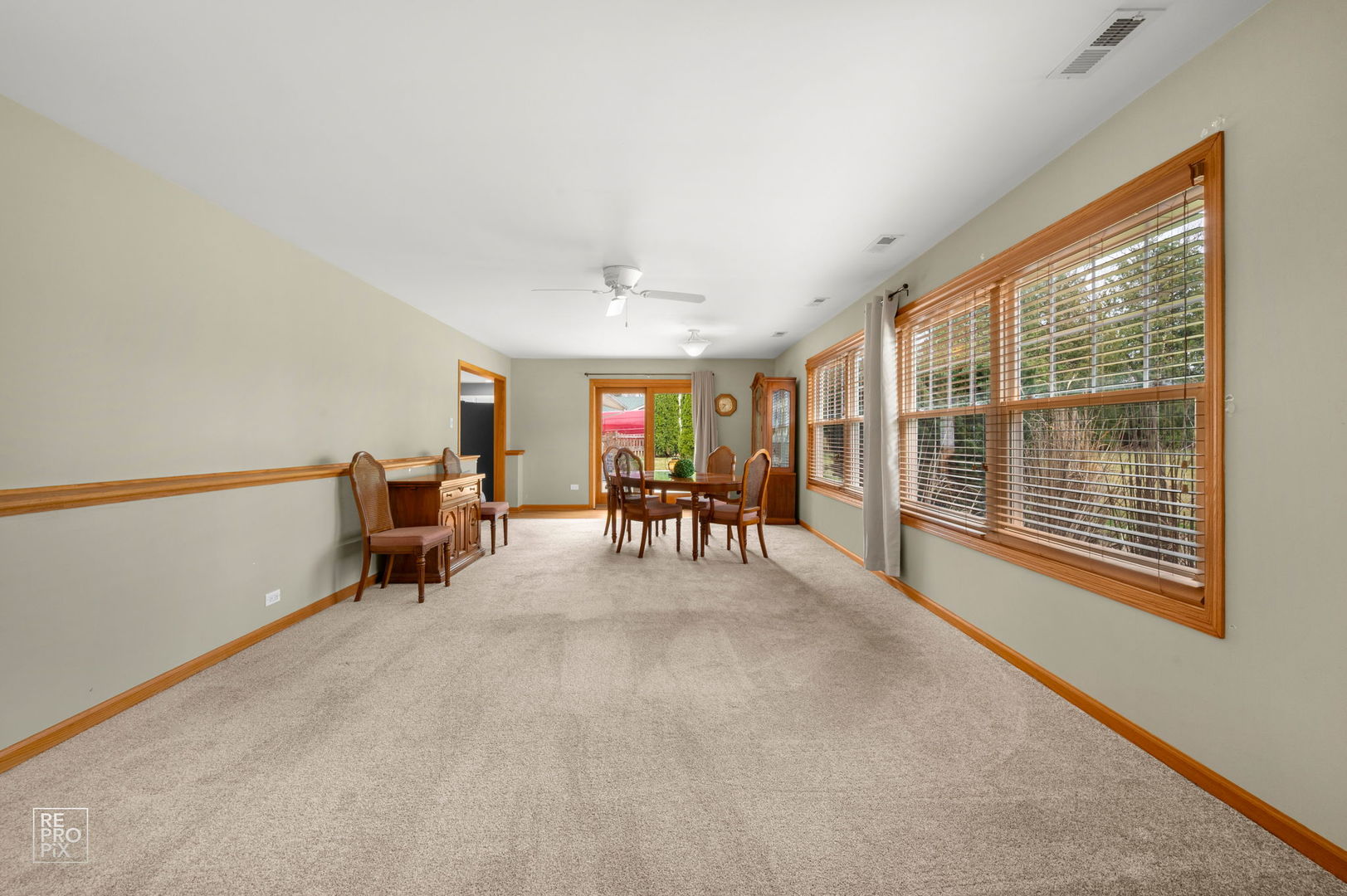 835 Bryn Mawr Avenue, Bartlett, IL 60103