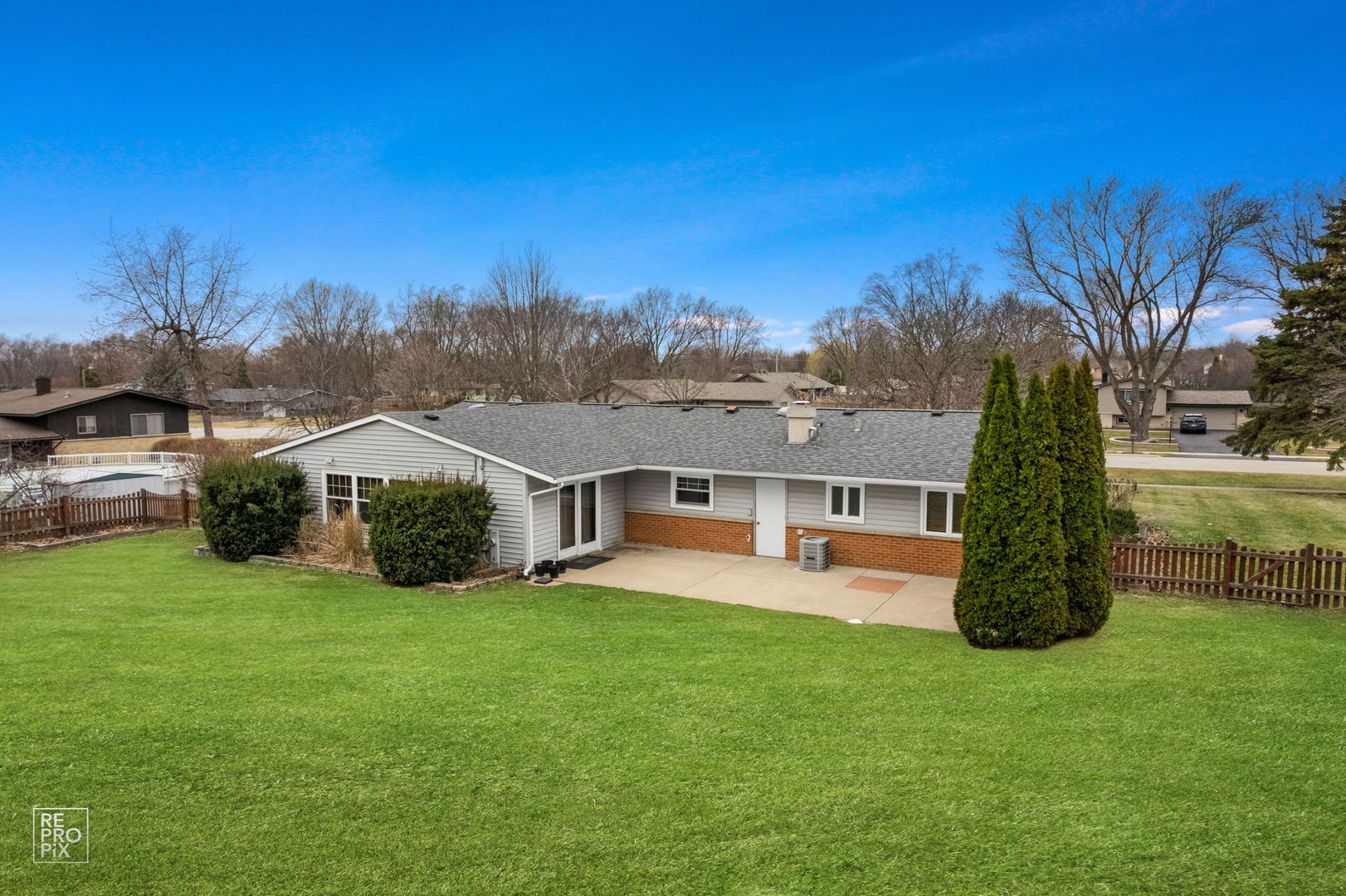 835 Bryn Mawr Avenue, Bartlett, IL 60103