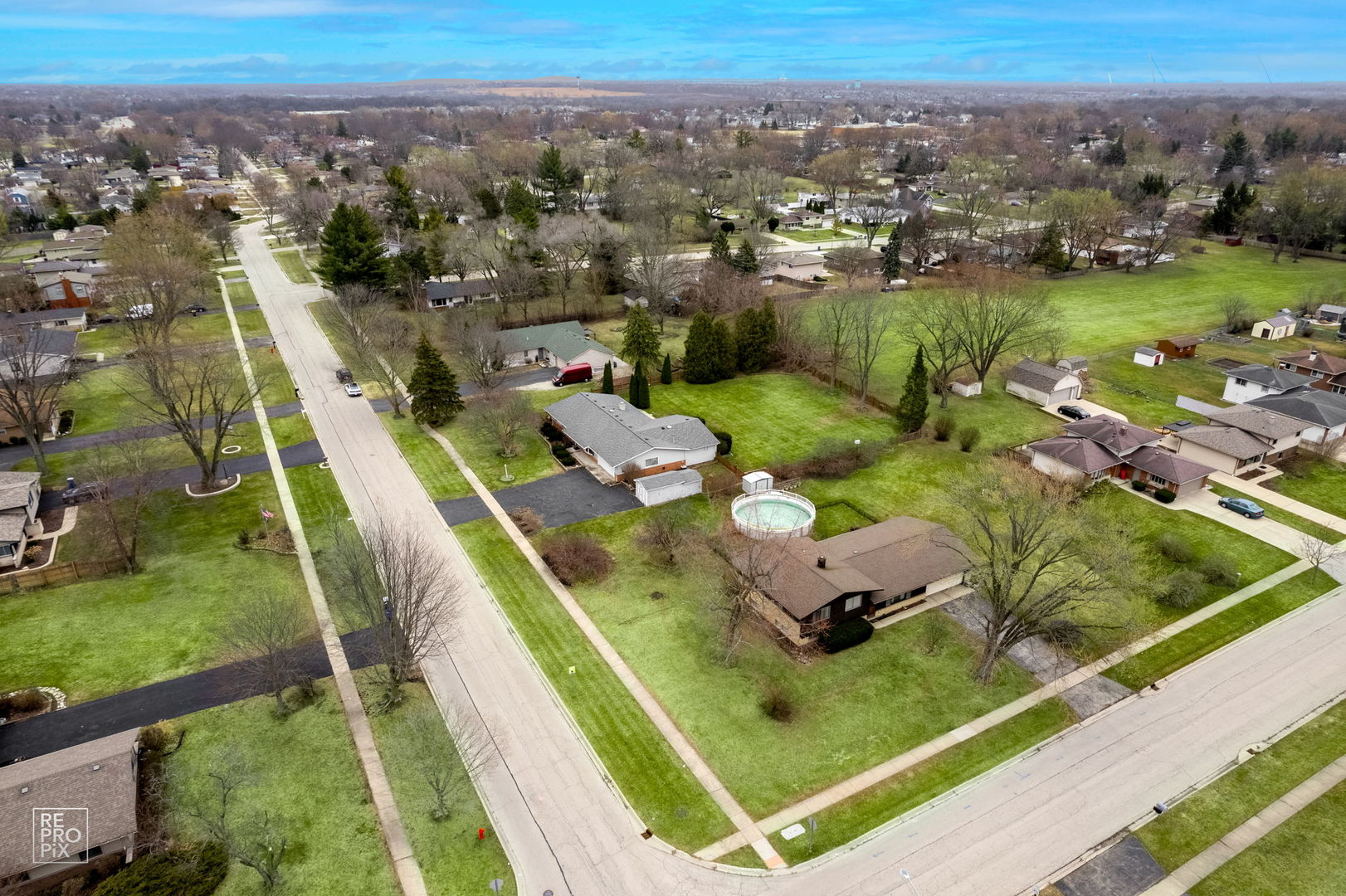 835 Bryn Mawr Avenue, Bartlett, IL 60103