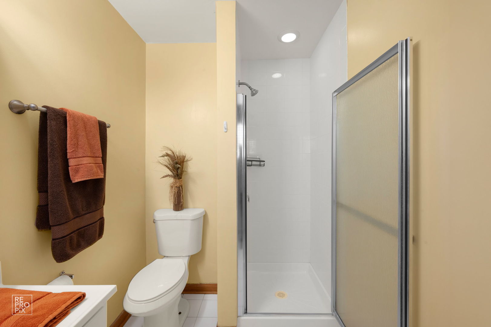 835 Bryn Mawr Avenue, Bartlett, IL 60103