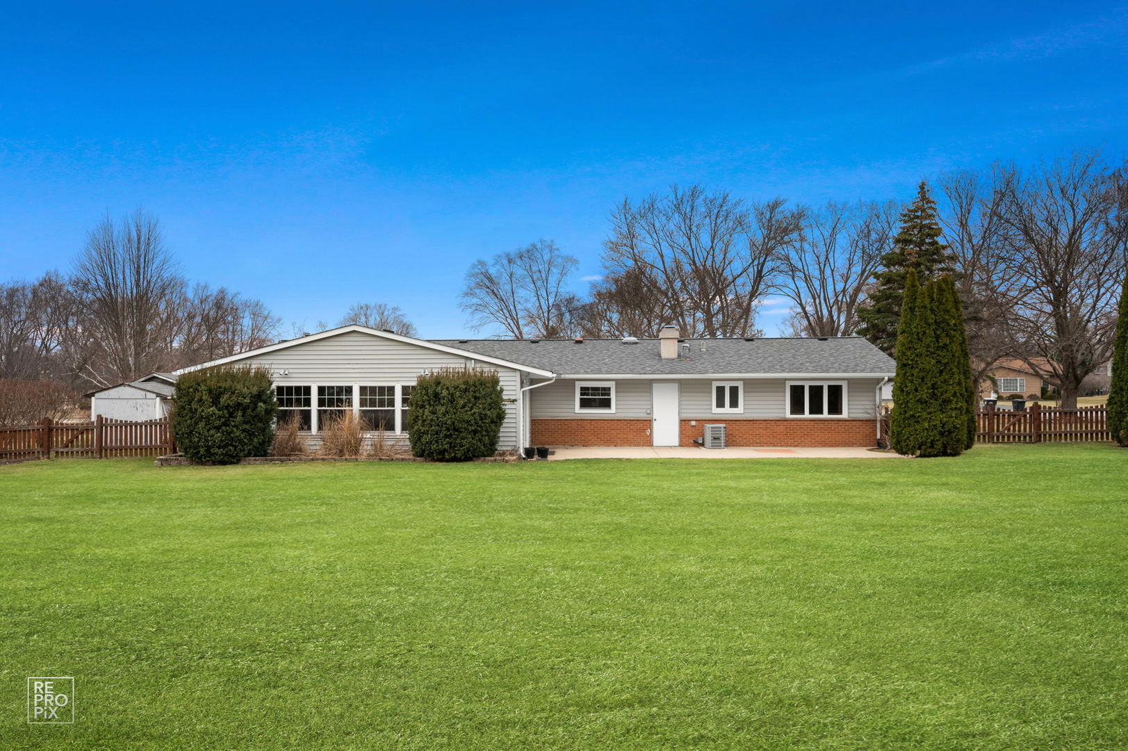 835 Bryn Mawr Avenue, Bartlett, IL 60103