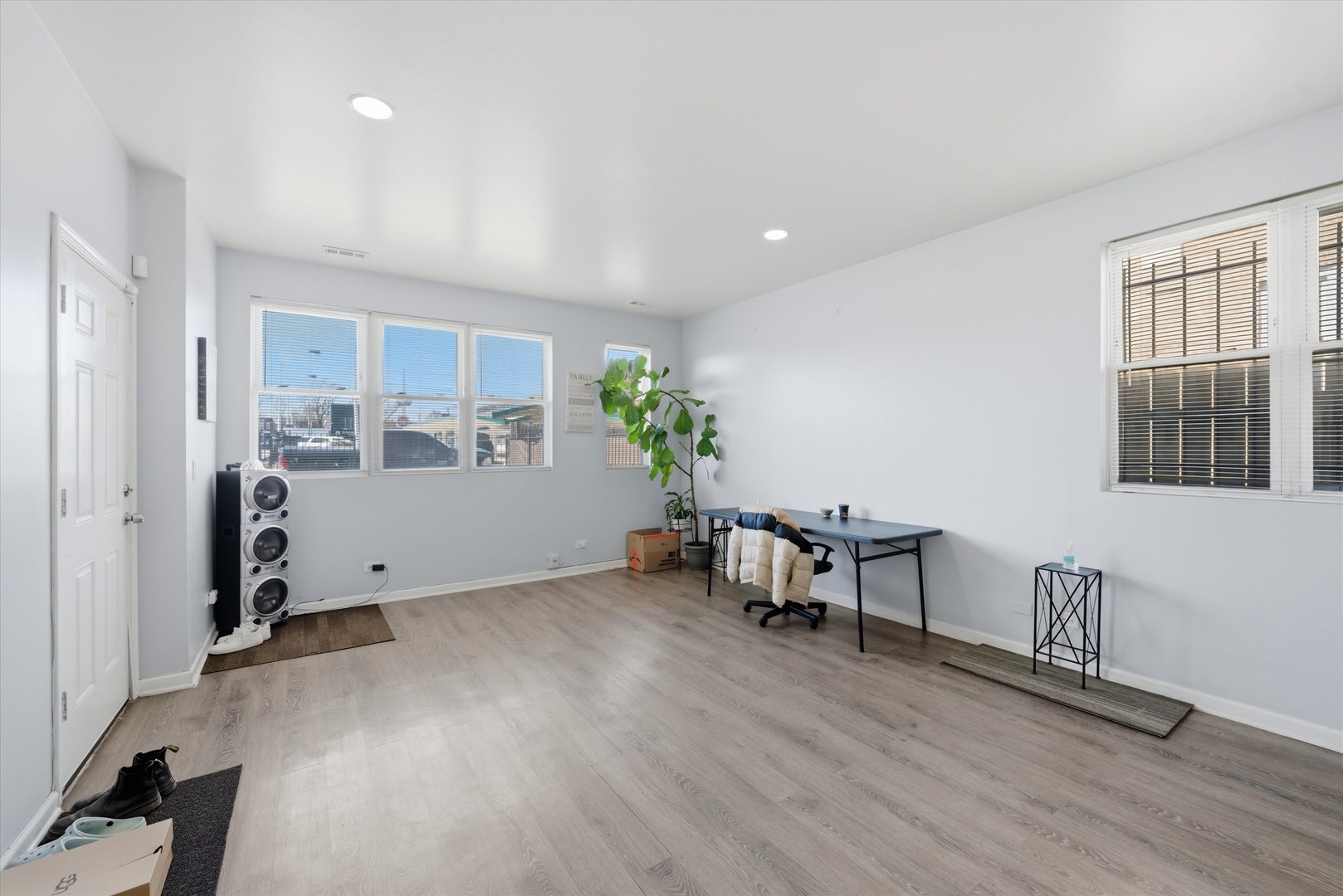 6331 S Justine Street, Chicago, IL 60636