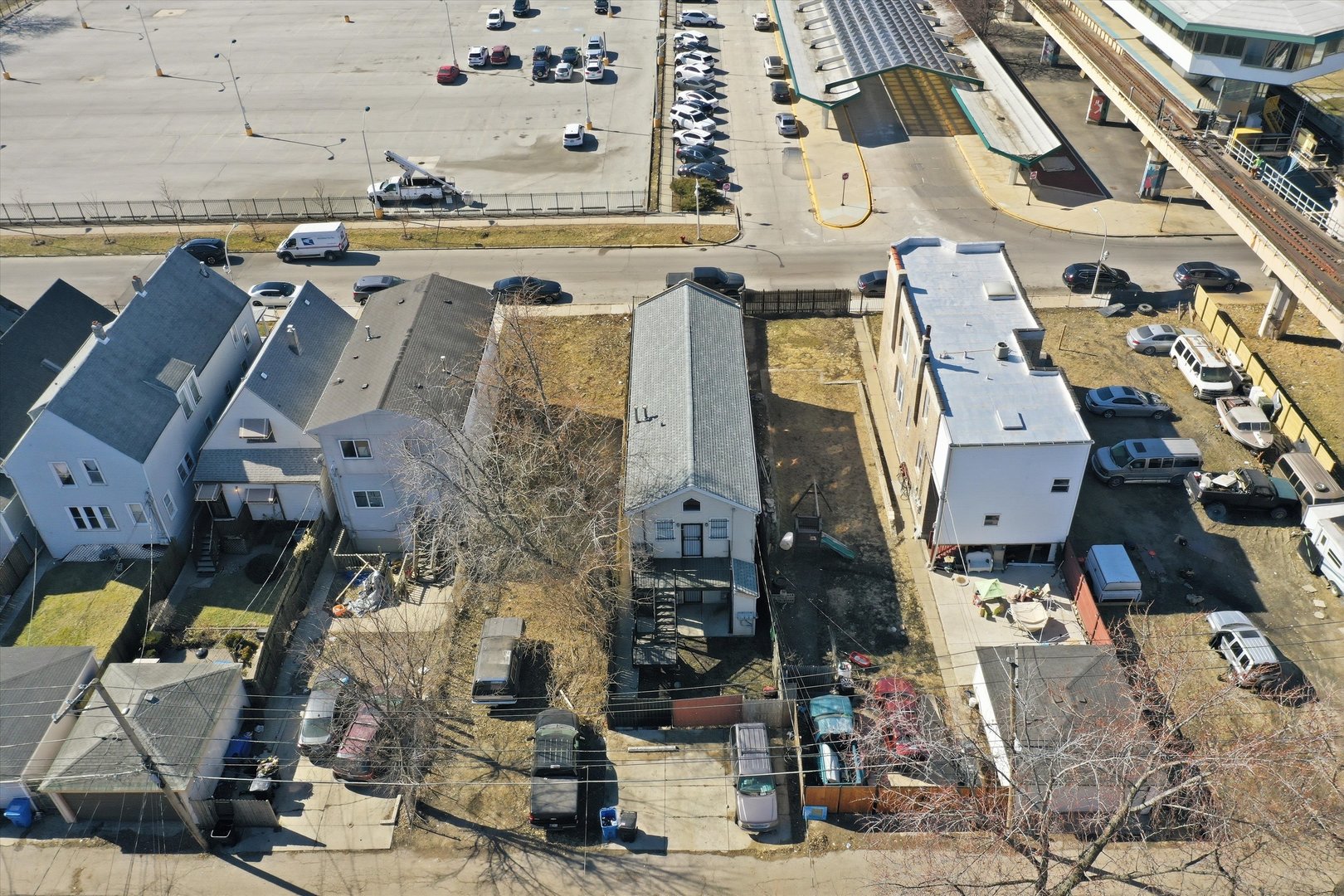 6331 S Justine Street, Chicago, IL 60636