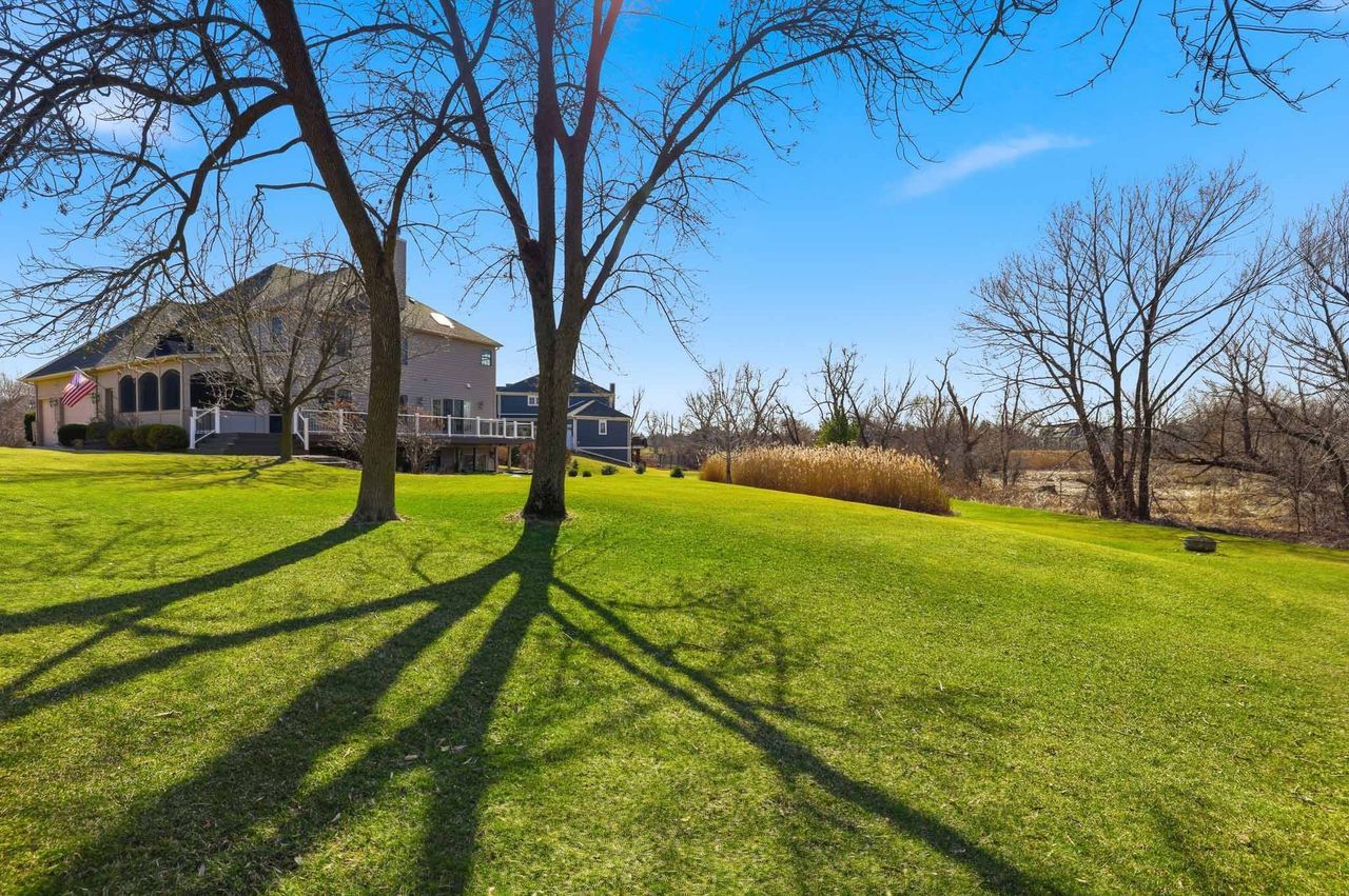 23056 Foxridge Court, Deer Park, IL 60010