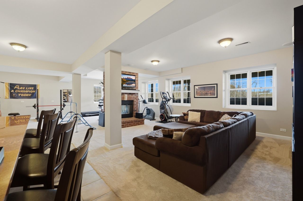 23056 Foxridge Court, Deer Park, IL 60010